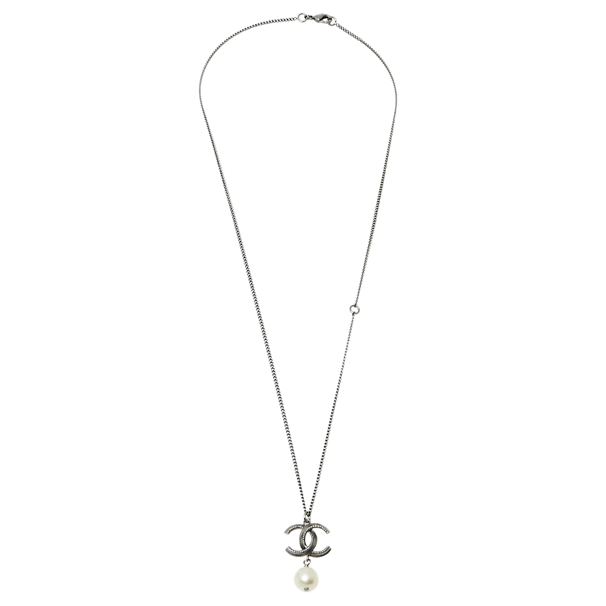 

Chanel Gunmetal Tone CC Faux Pearl Drop Chain Necklace, Silver