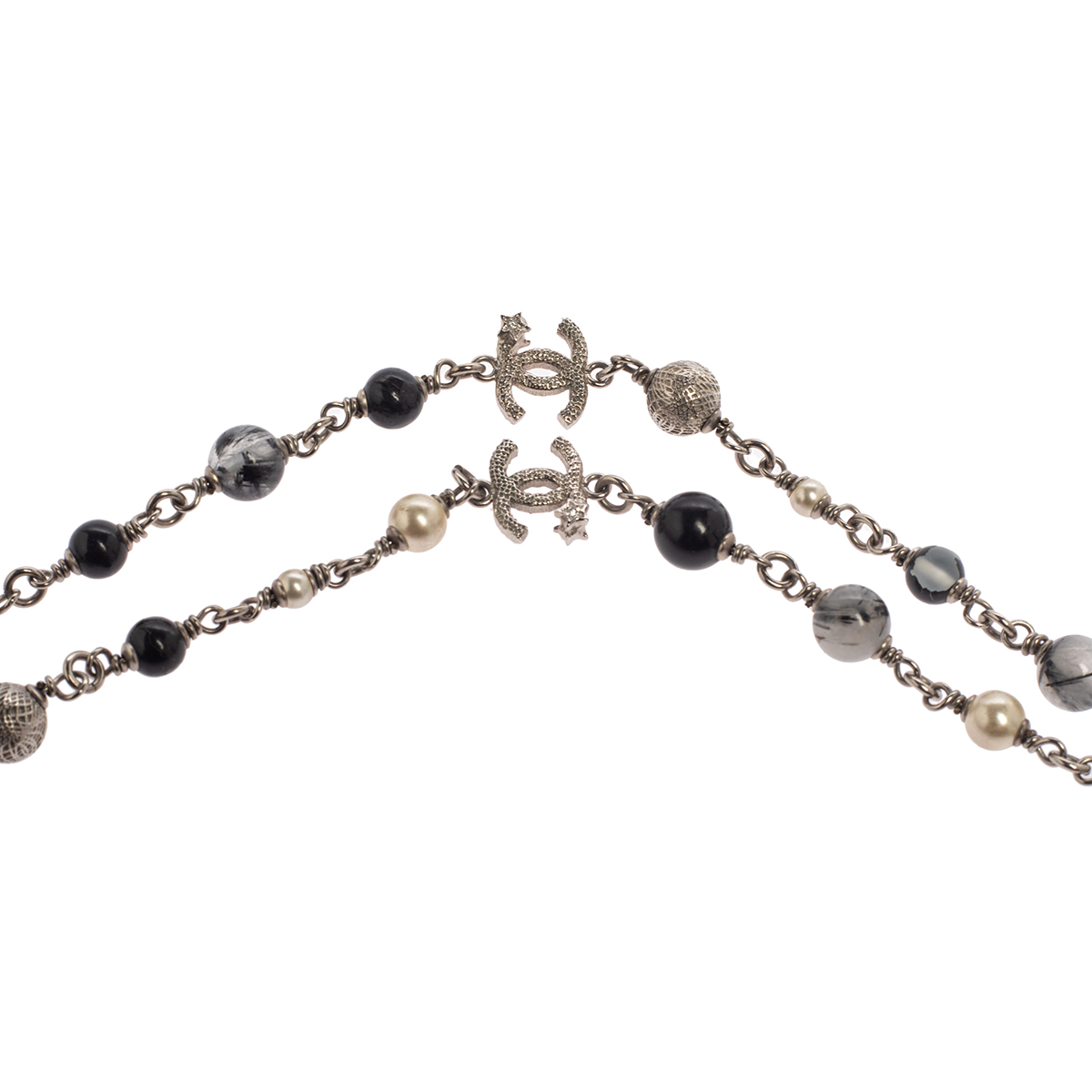 

Chanel CC Star Faux Pearl and Beads Silver Tone Long Necklace