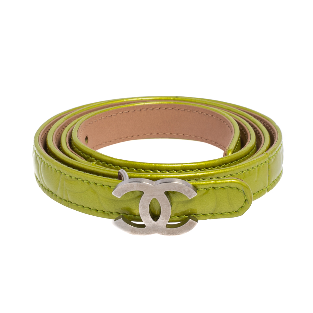 

Chanel Green Camellia Embossed Patent Leather CC Buckle Slim Belt