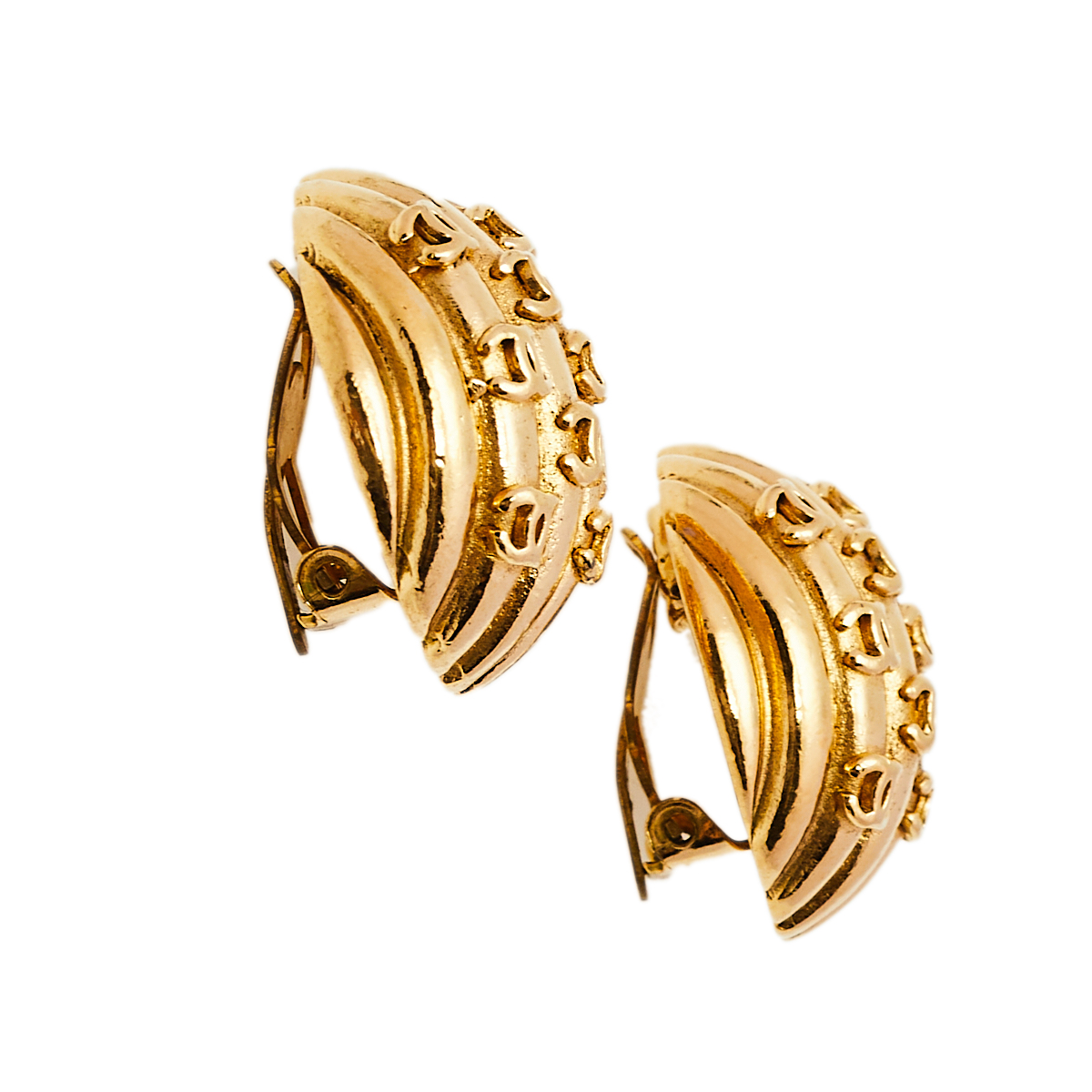 

Chanel Vintage Madeline Gold Tone Clip On Earrings