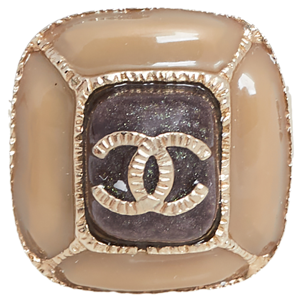 

Chanel CC Gold Tone and Enamel Cocktail Ring Size EU 53