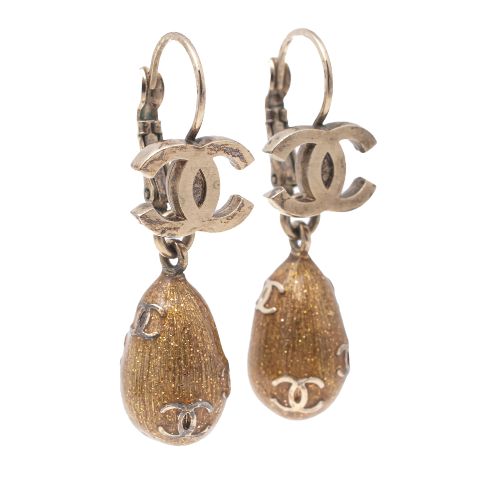 

Chanel CC Pale Gold Tone Tear Drop Earrings