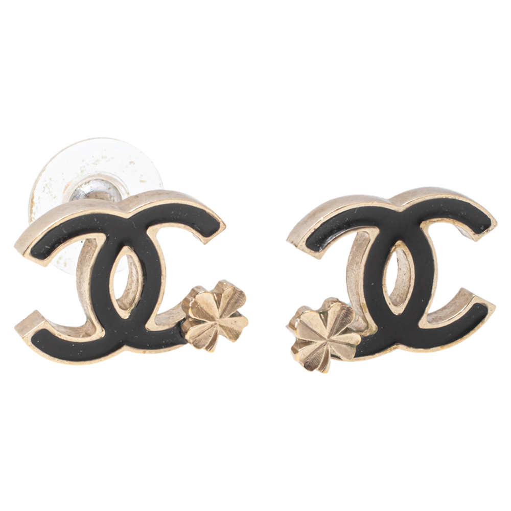 

Chanel CC Clover Leaf Gold Tone Stud Earrings