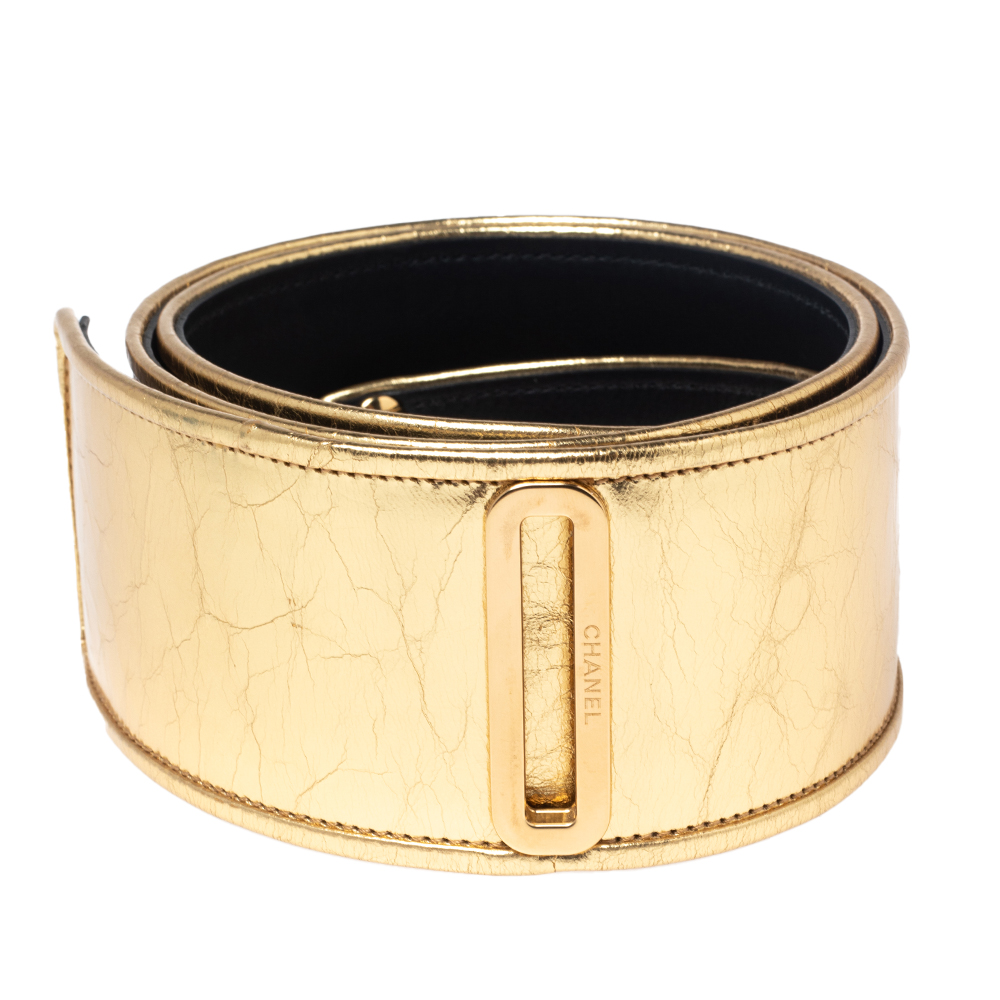 

Chanel Metallic Gold Crinkled Leather Waist Belt