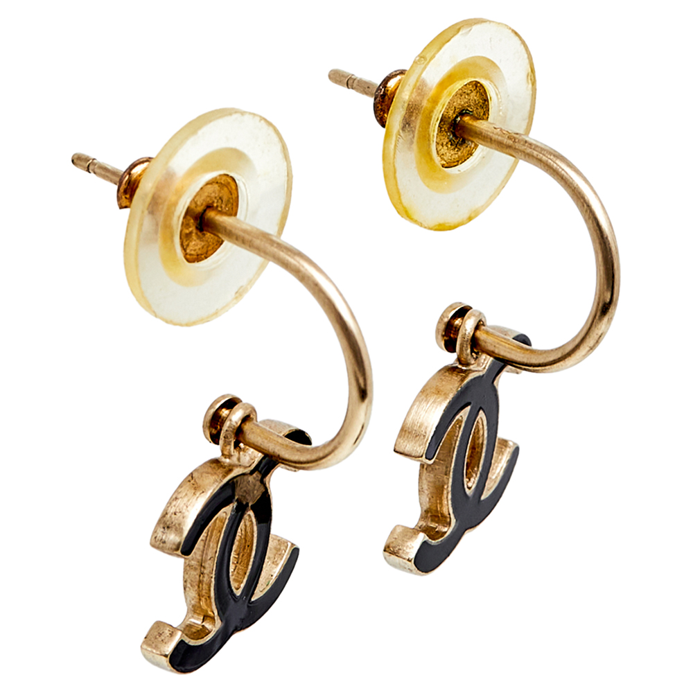 

Chanel Black Enamel Gold Tone CC Drop Earrings