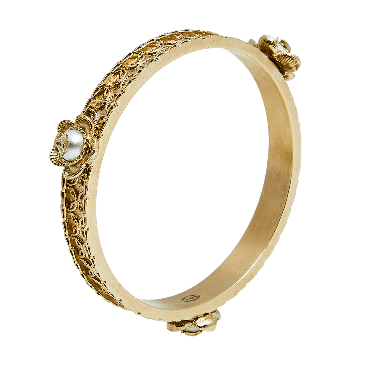 

Chanel CC Faux Pearl Gold Tone Metal Floral Bangle Bracelet