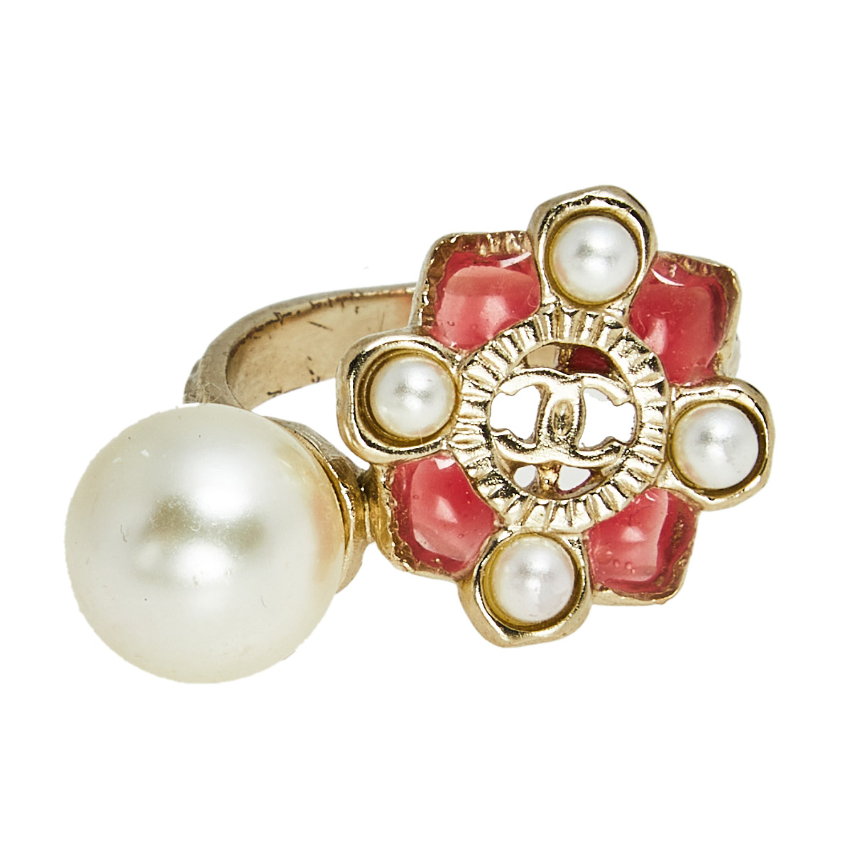 

Chanel Pink Gripoix Pearl Gold Tone Floral Cocktail Ring Size EU 54