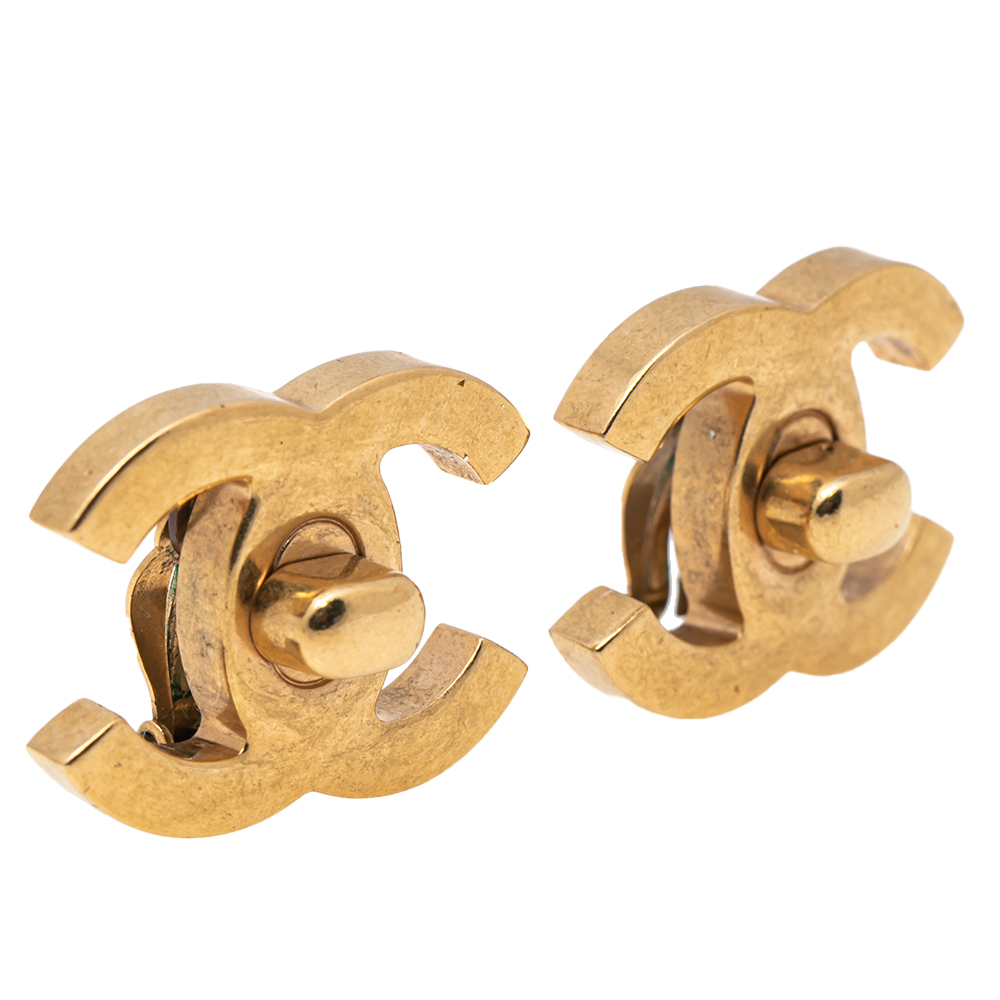 

Chanel CC Gold Plated Metal Earrings