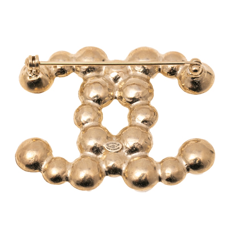 

Chanel CC Faux Pearl Gold Tone Metal Brooch