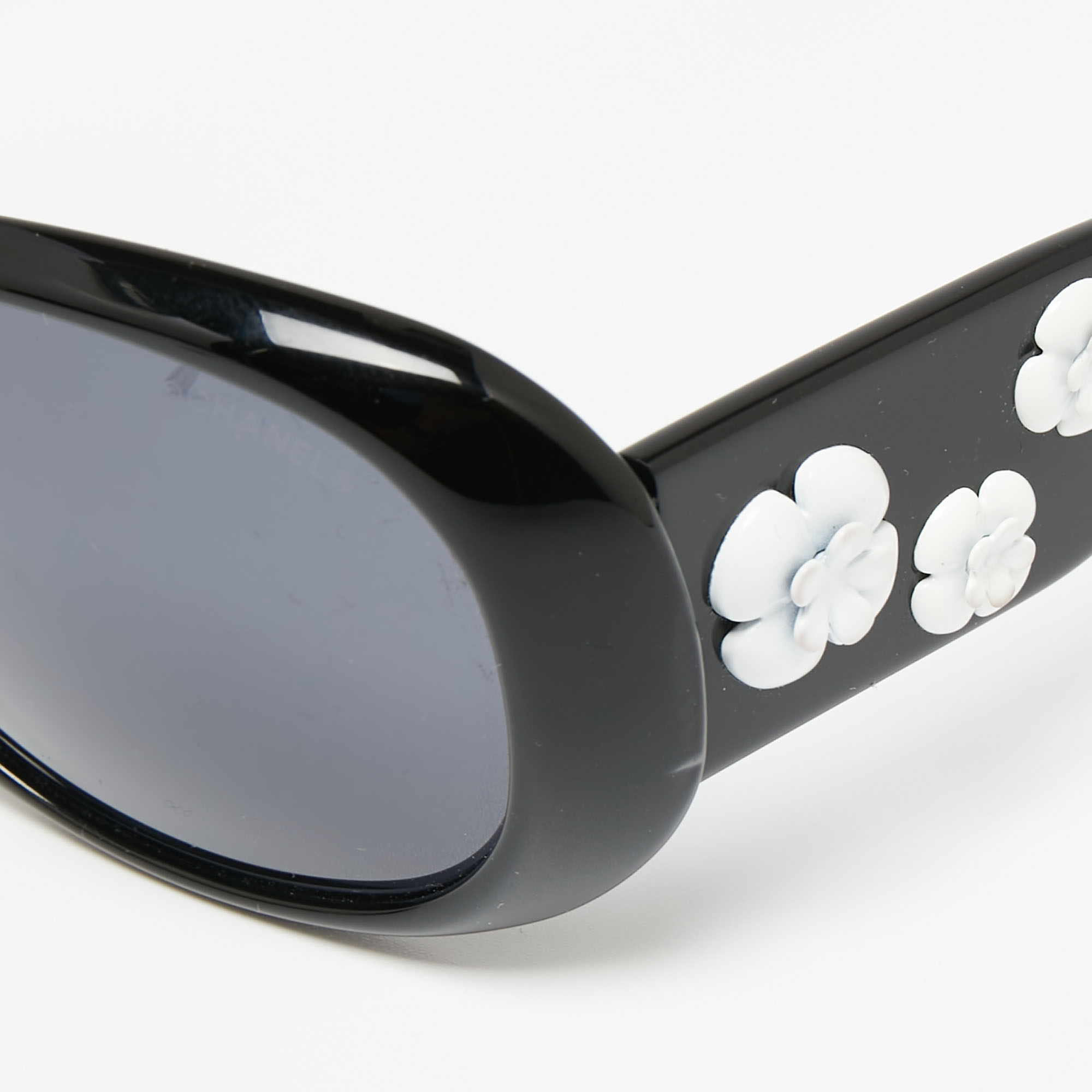 

Chanel Black 5113 Camellia Embellished Rectangle Sunglasses