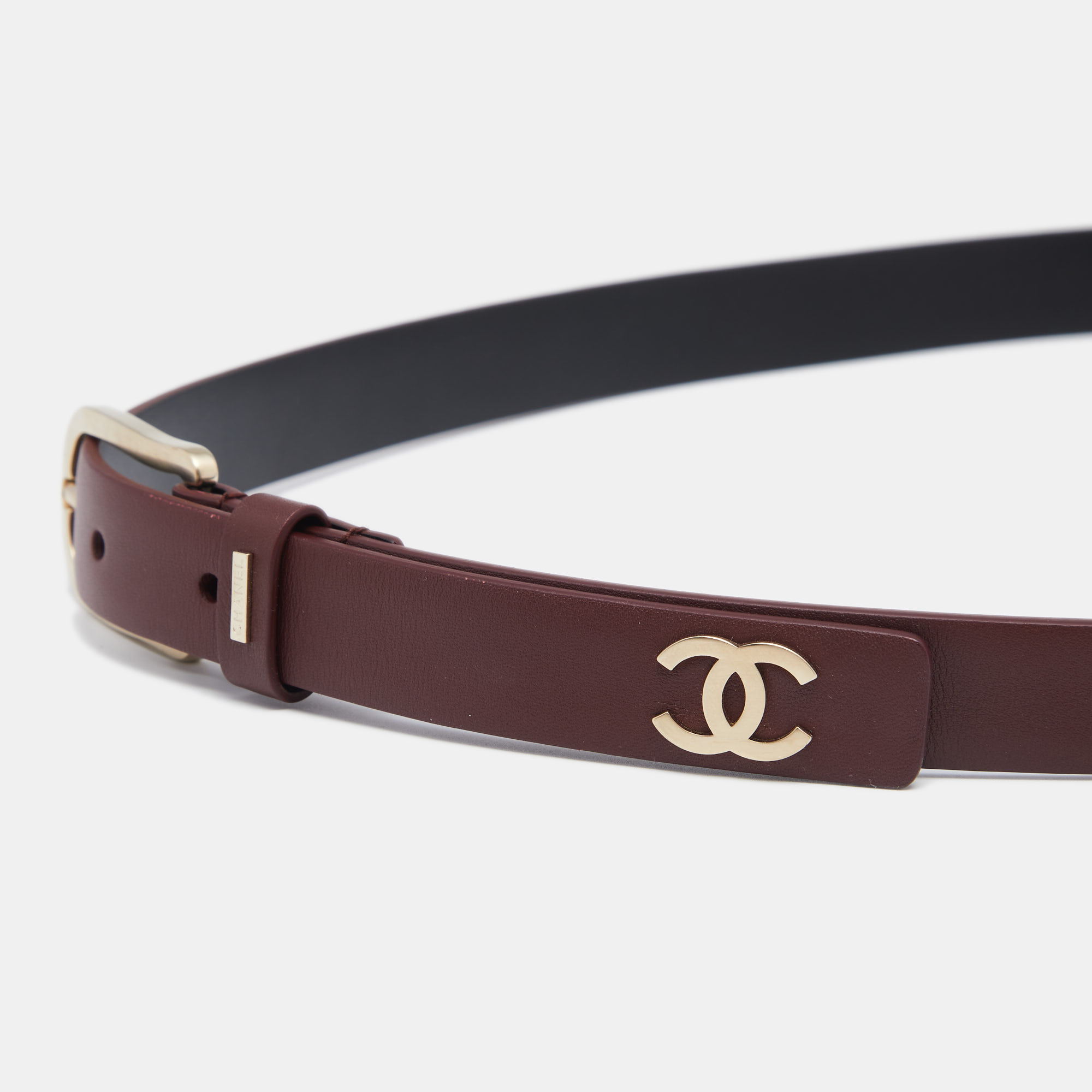 

Chanel Garnet Red Leather CC Buckle Belt
