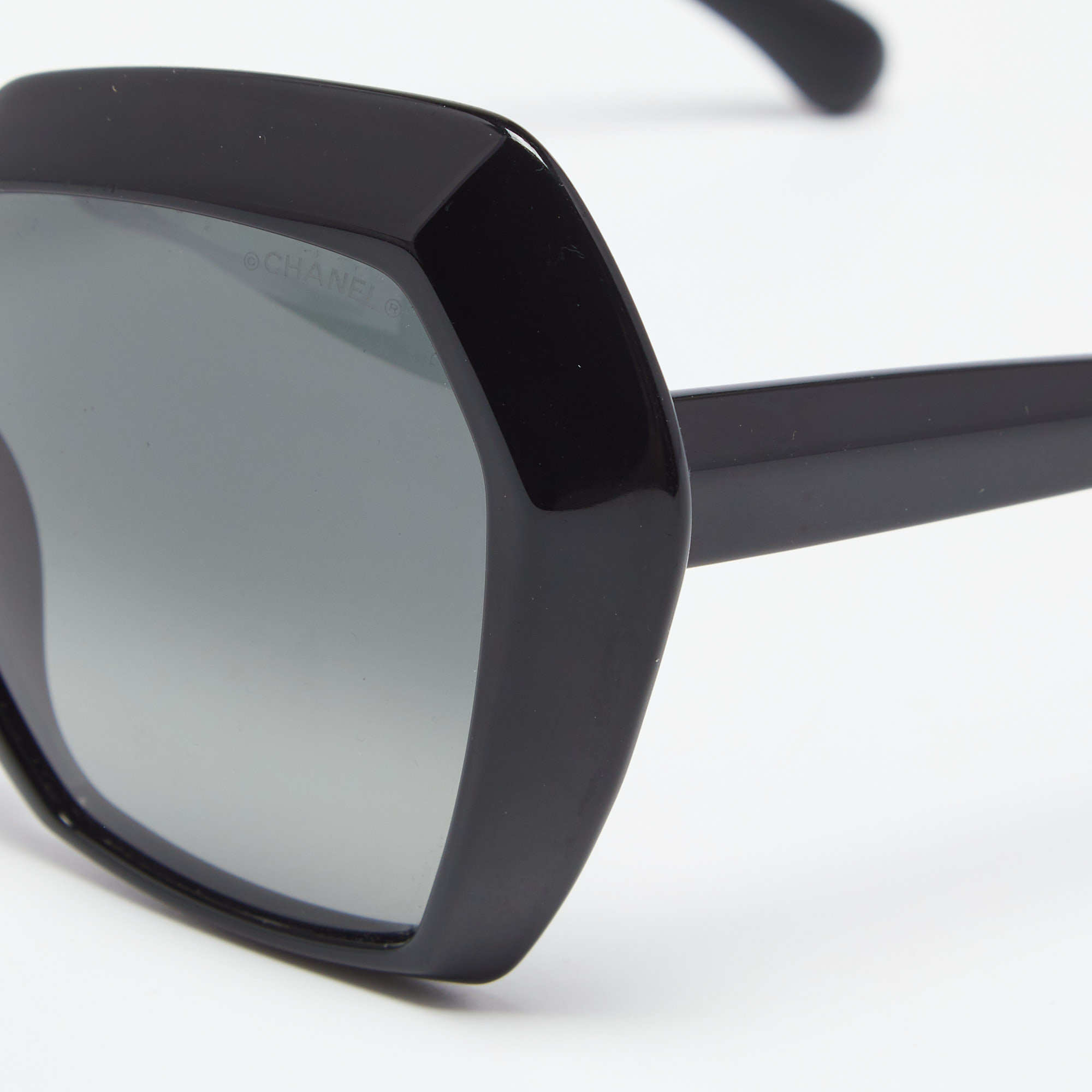 

Chanel Black 5364 Oversized Sunglasses