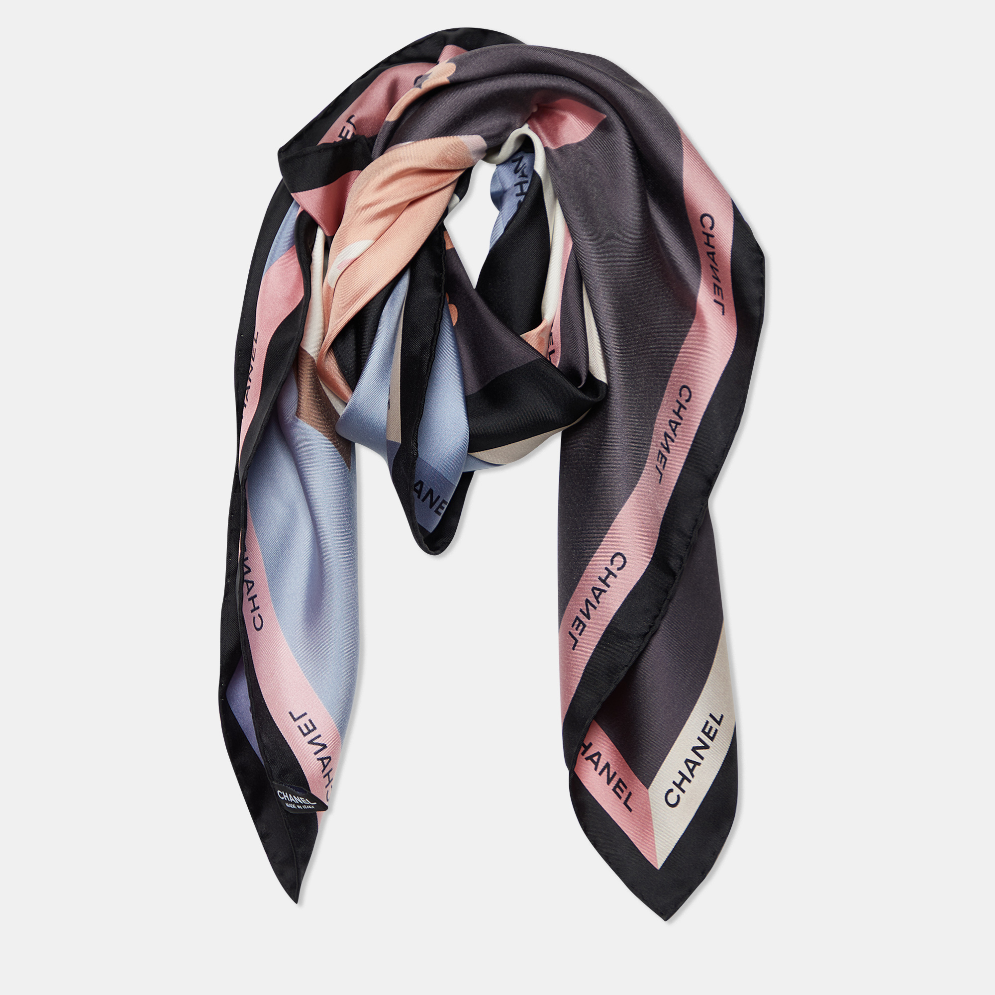 

Chanel Multicolor Bags Print Silk Square Scarf