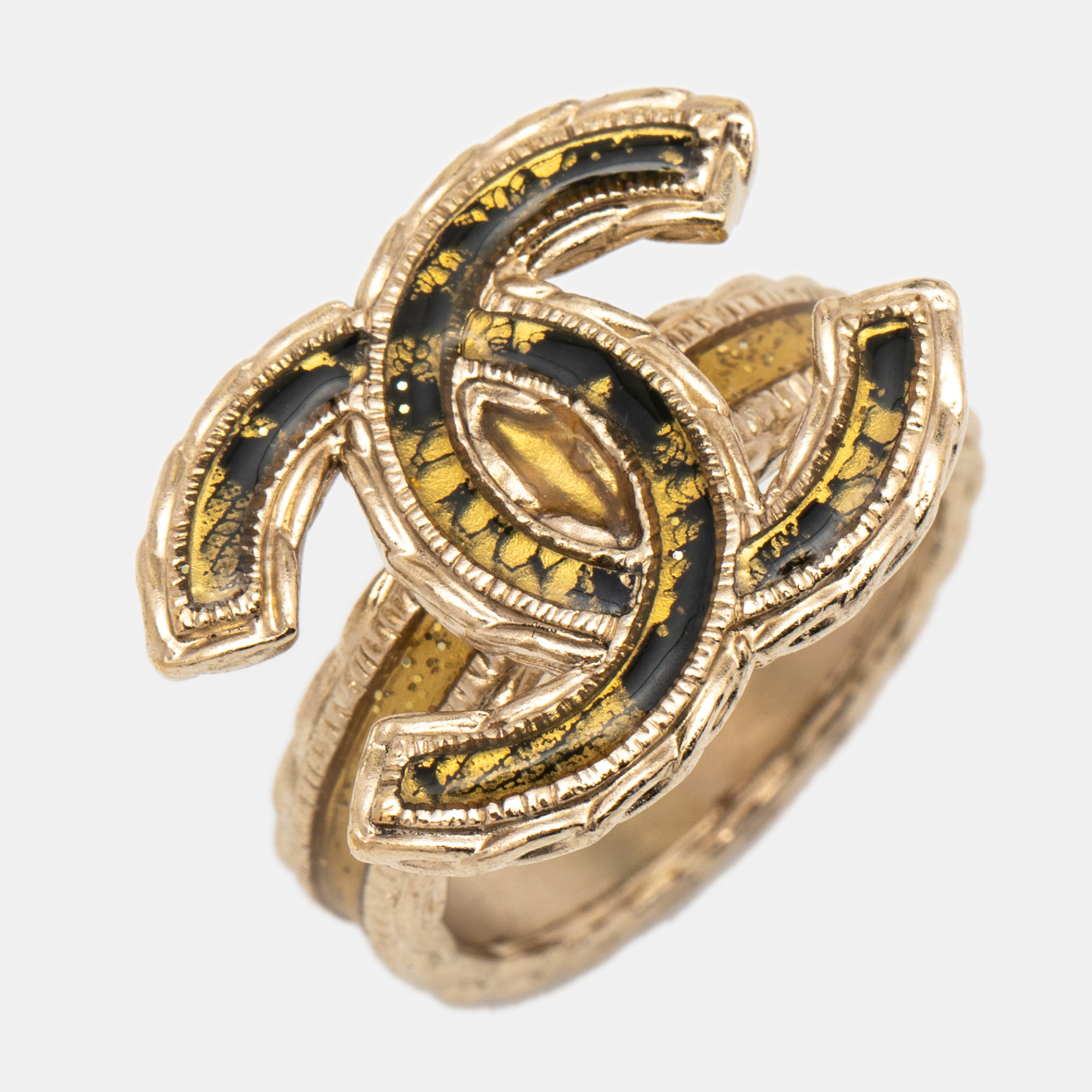 

Chanel CC Enamel Gold Tone Ring Size