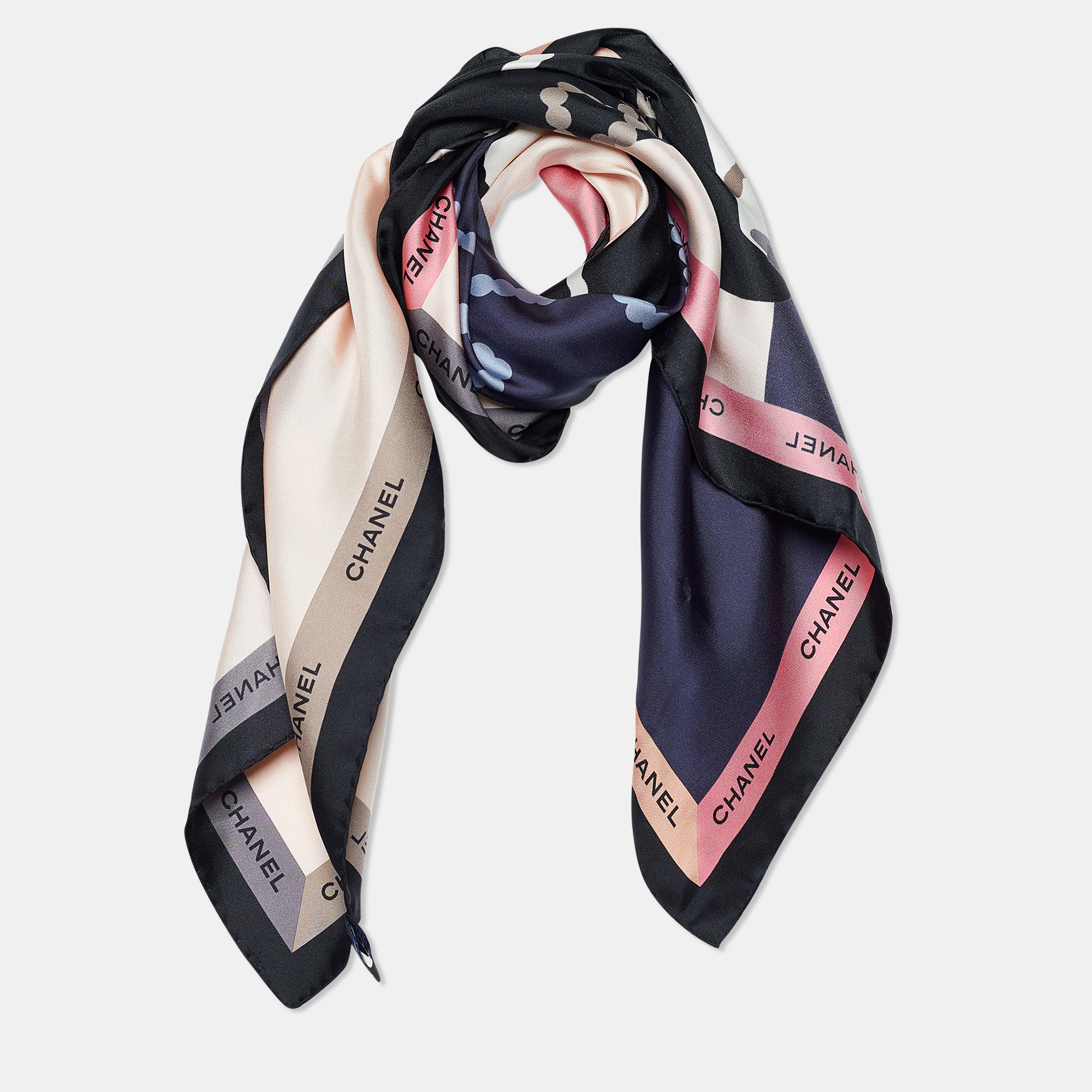 

Chanel Multicolor Bags Print Silk Square Scarf