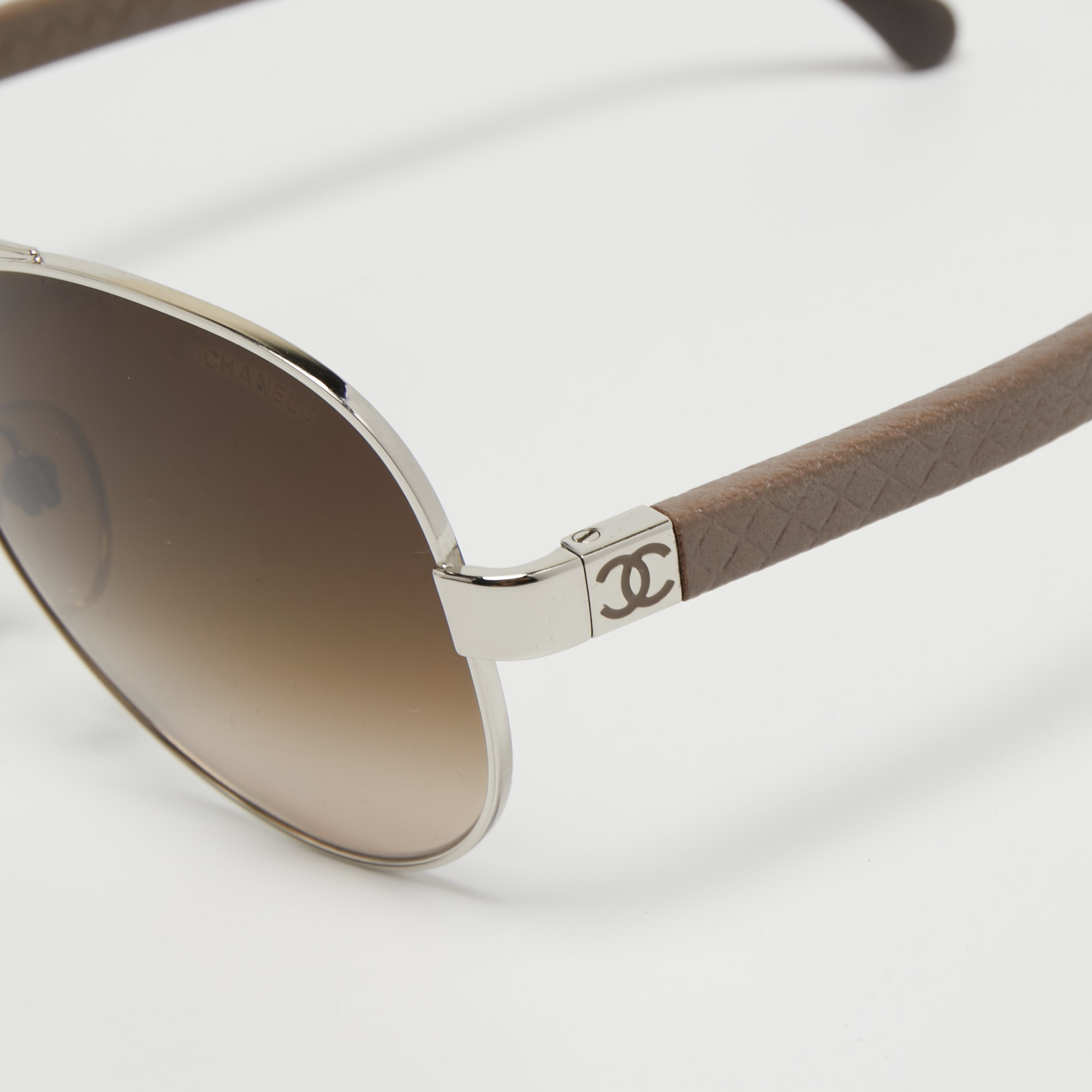 

Chanel Silver Tone/ Brown Gradient 4195-Q Quilted Aviator Sunglasses