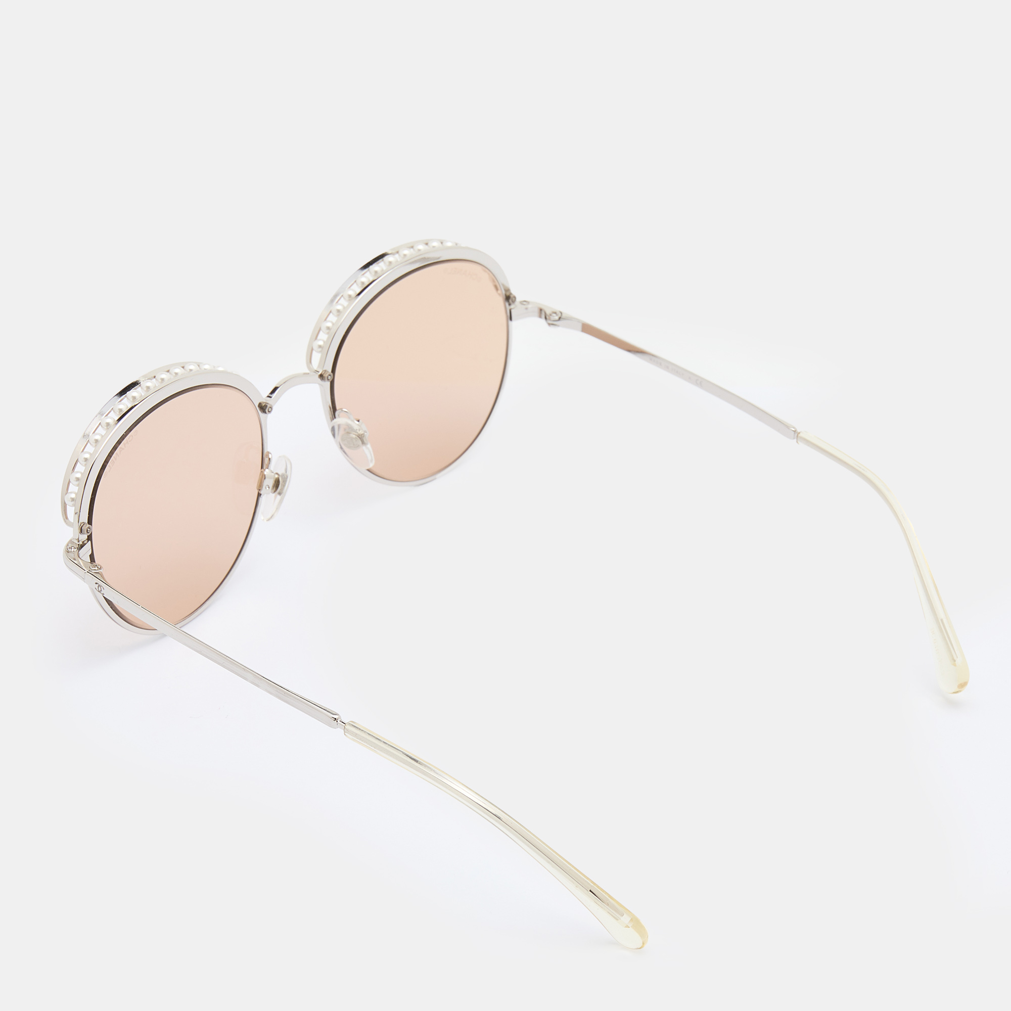 chanel sunglasses with pearls on side