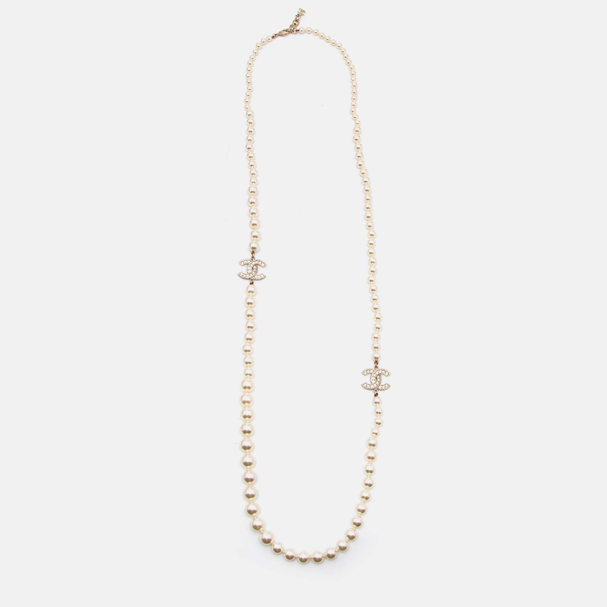 Pre Owned Chanel CC Crystals Faux Pearl Gold Tone Long Necklace