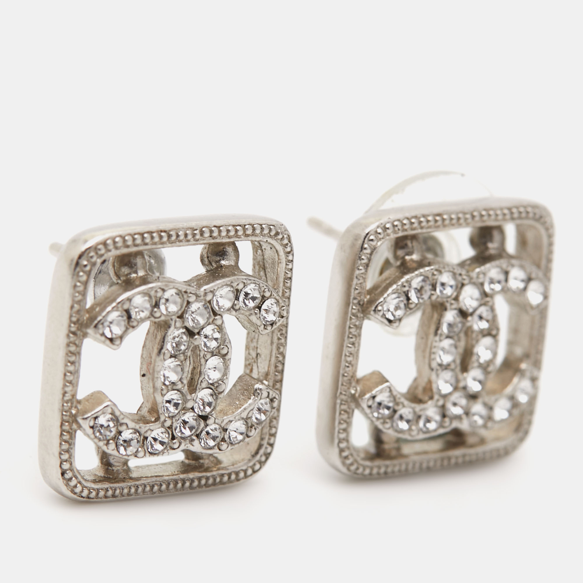 

Chanel CC Crystals Silver Tone Stud Earrings