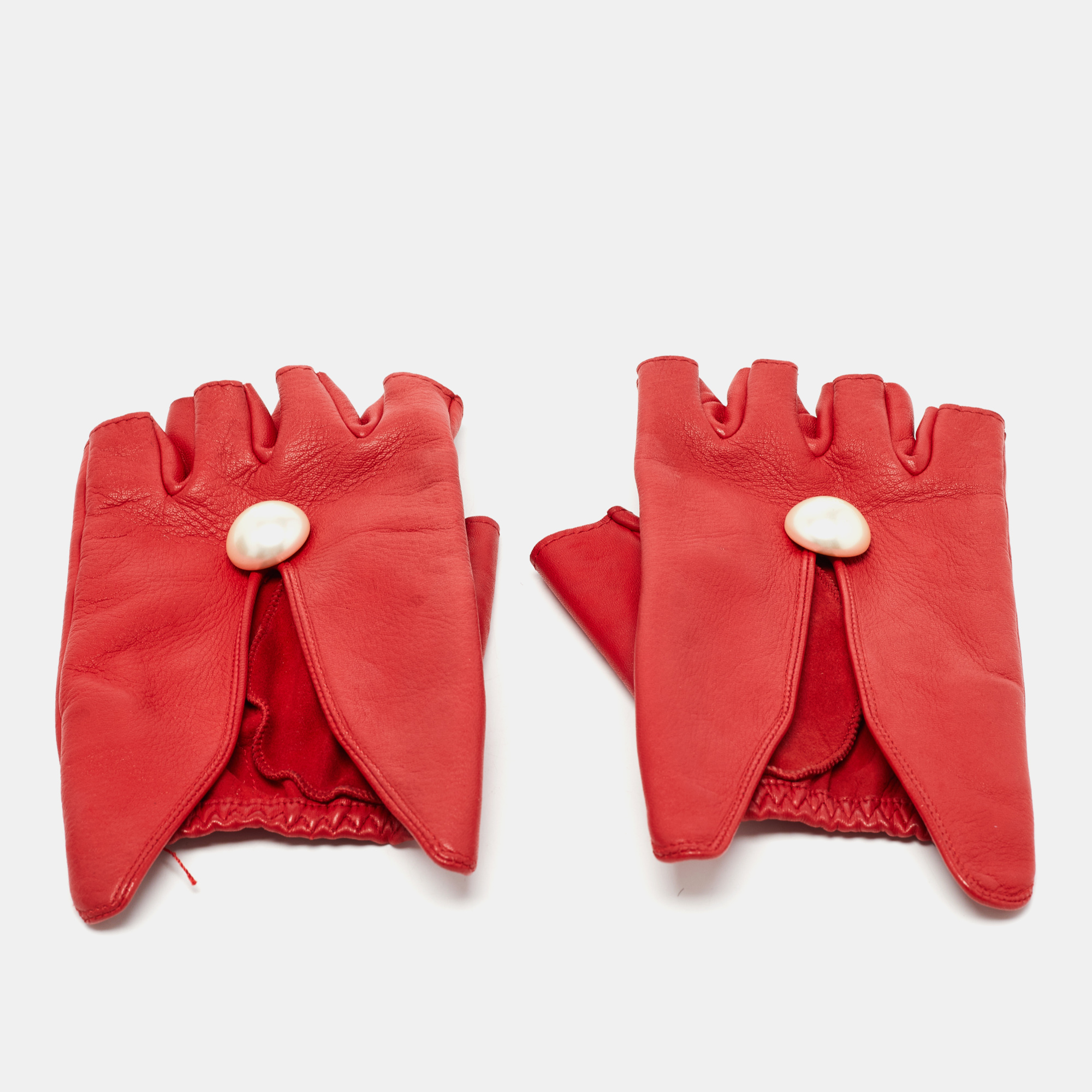 CHANEL Lambskin Stitched Fingerless CC Embellished Gloves 7 Black 242123