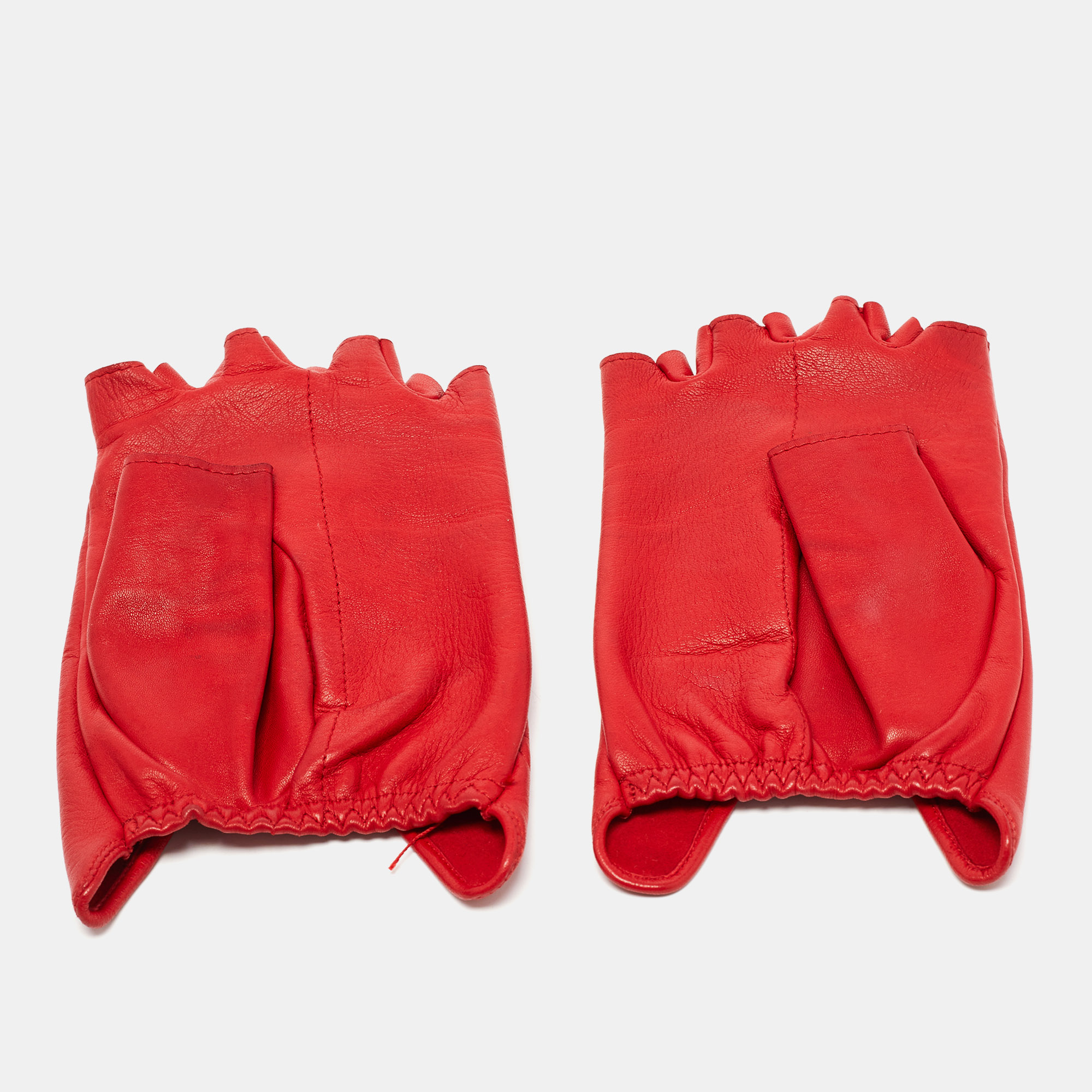 

Chanel Red Leather CC Pearl Embellished Fingerless Gloves Size
