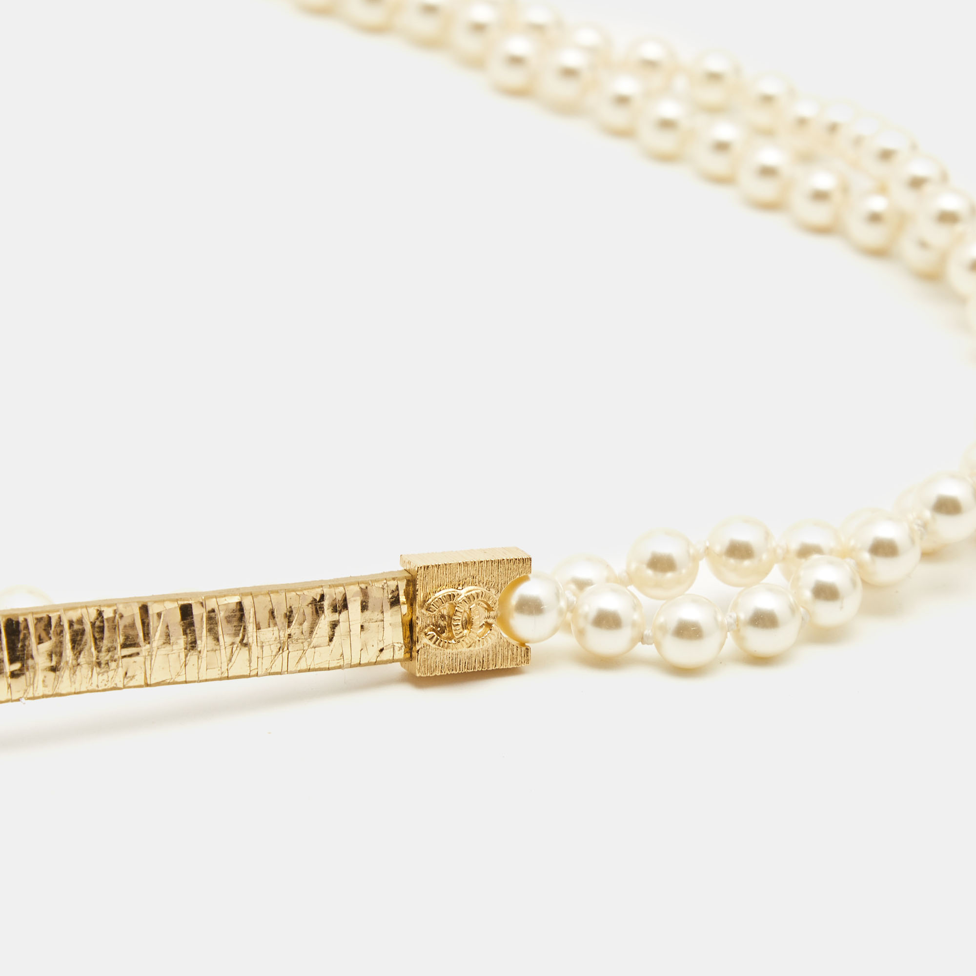 

Chanel Gold Foil Leather And Faux Pearl Double Wrap Waist Belt