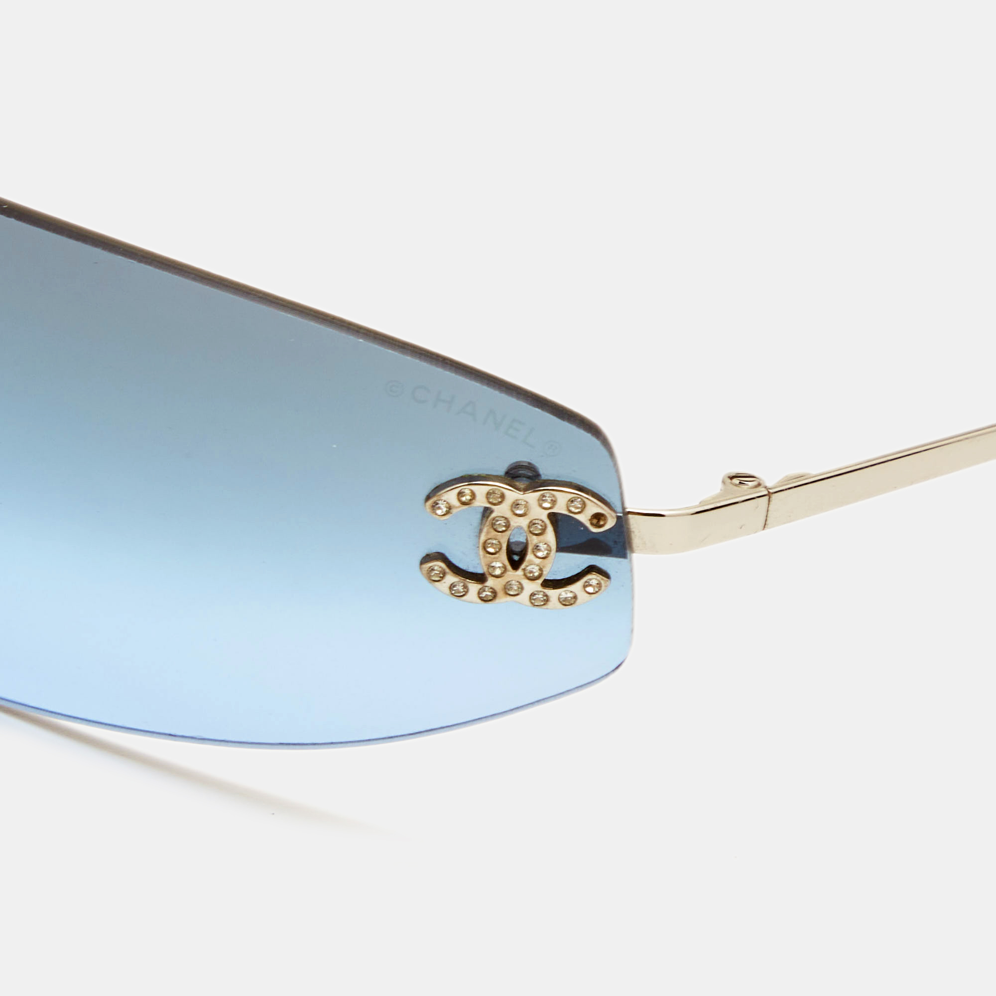 

Chanel Blue CC Crystals Embellished Gradient Shield Sunglasses