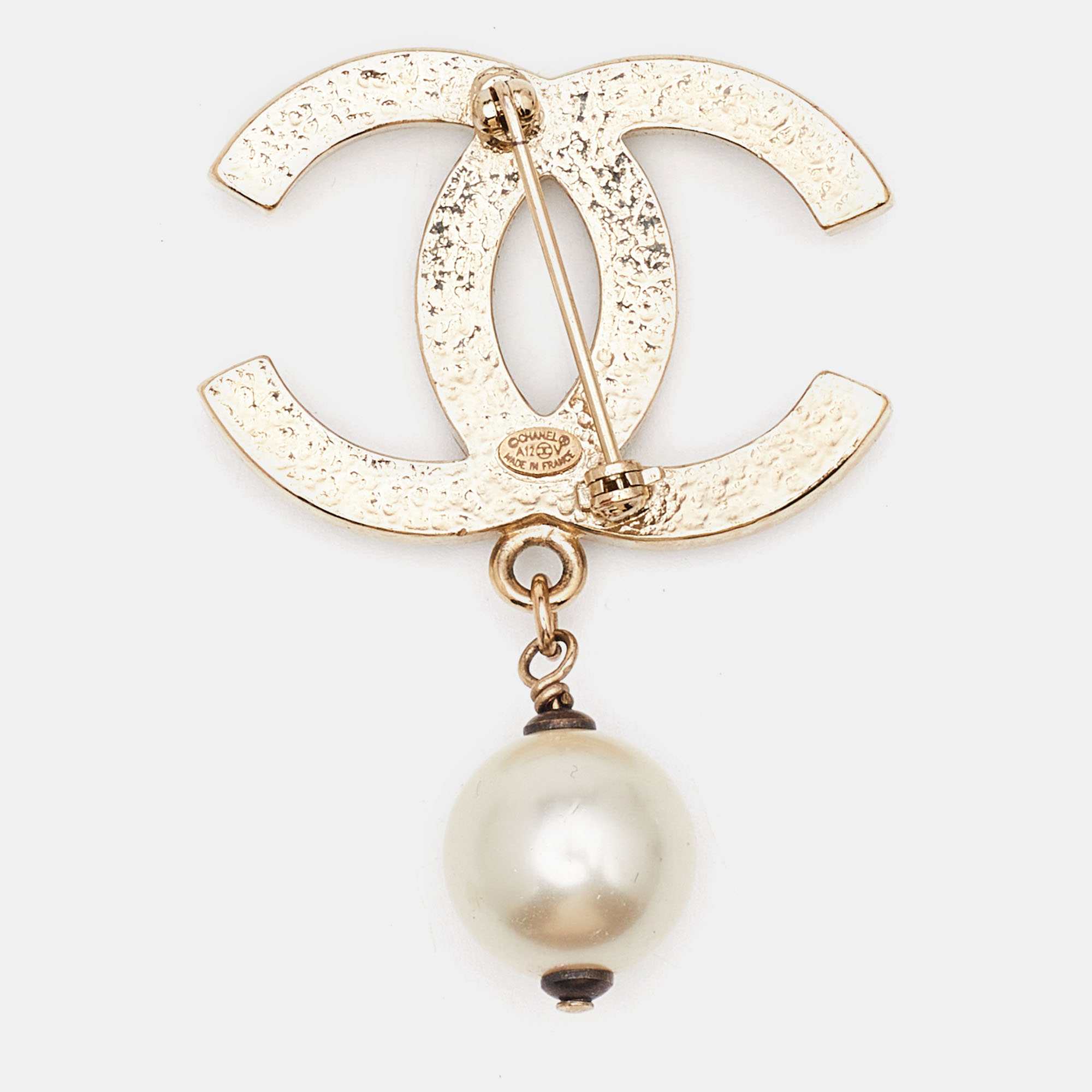 

Chanel CC Faux Pearl Gold Tone Brooch