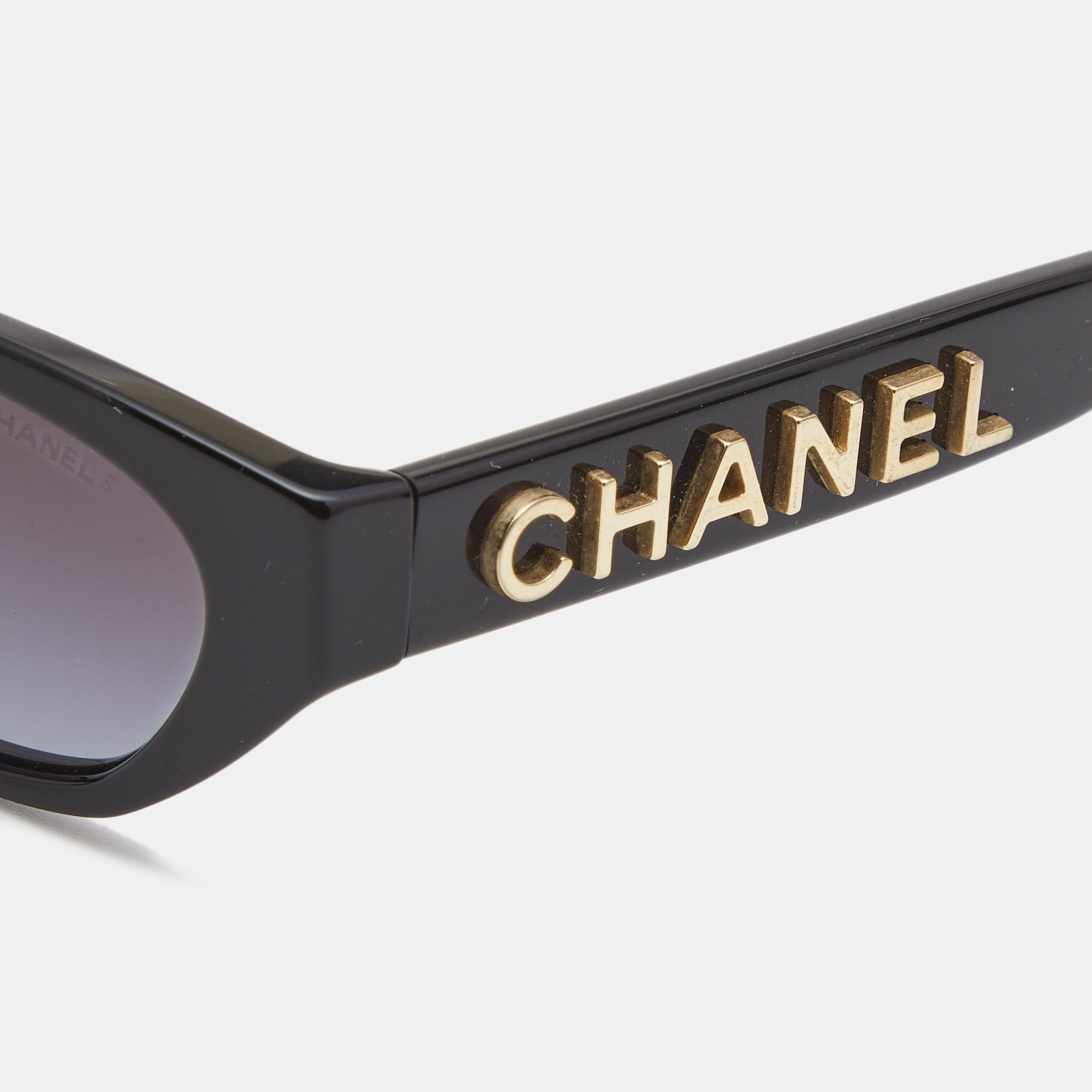 

Chanel Black Logo Rectangle Gradient Sunglasses