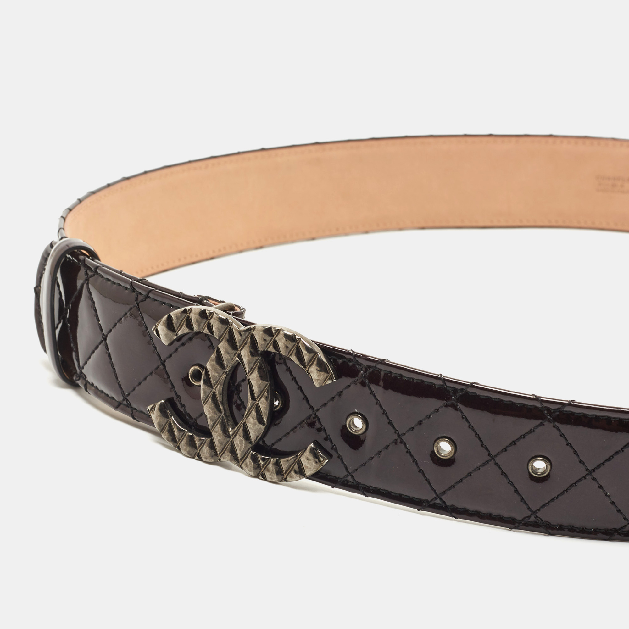 

Chanel Black Quilted Patent Leather CC Buckle Belt