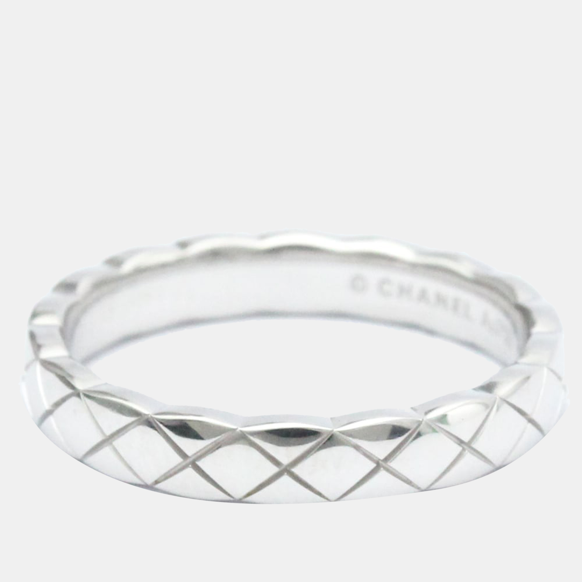 

Chanel 18K White Gold Coco Crush Mini Band Ring EU 51