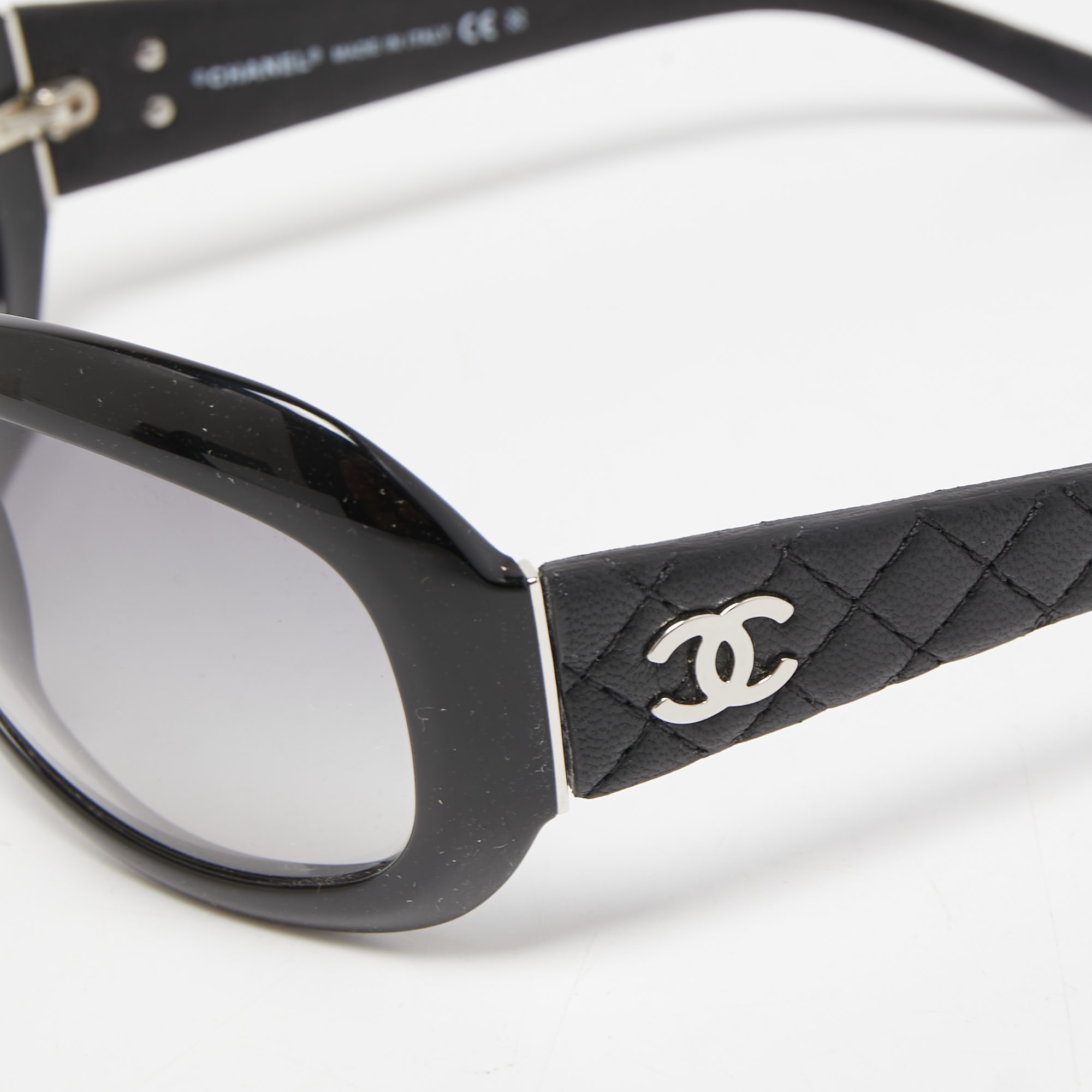 

Chanel Black/Grey Gradient 5116-Q Quilted Leather CC Logo Sunglasses