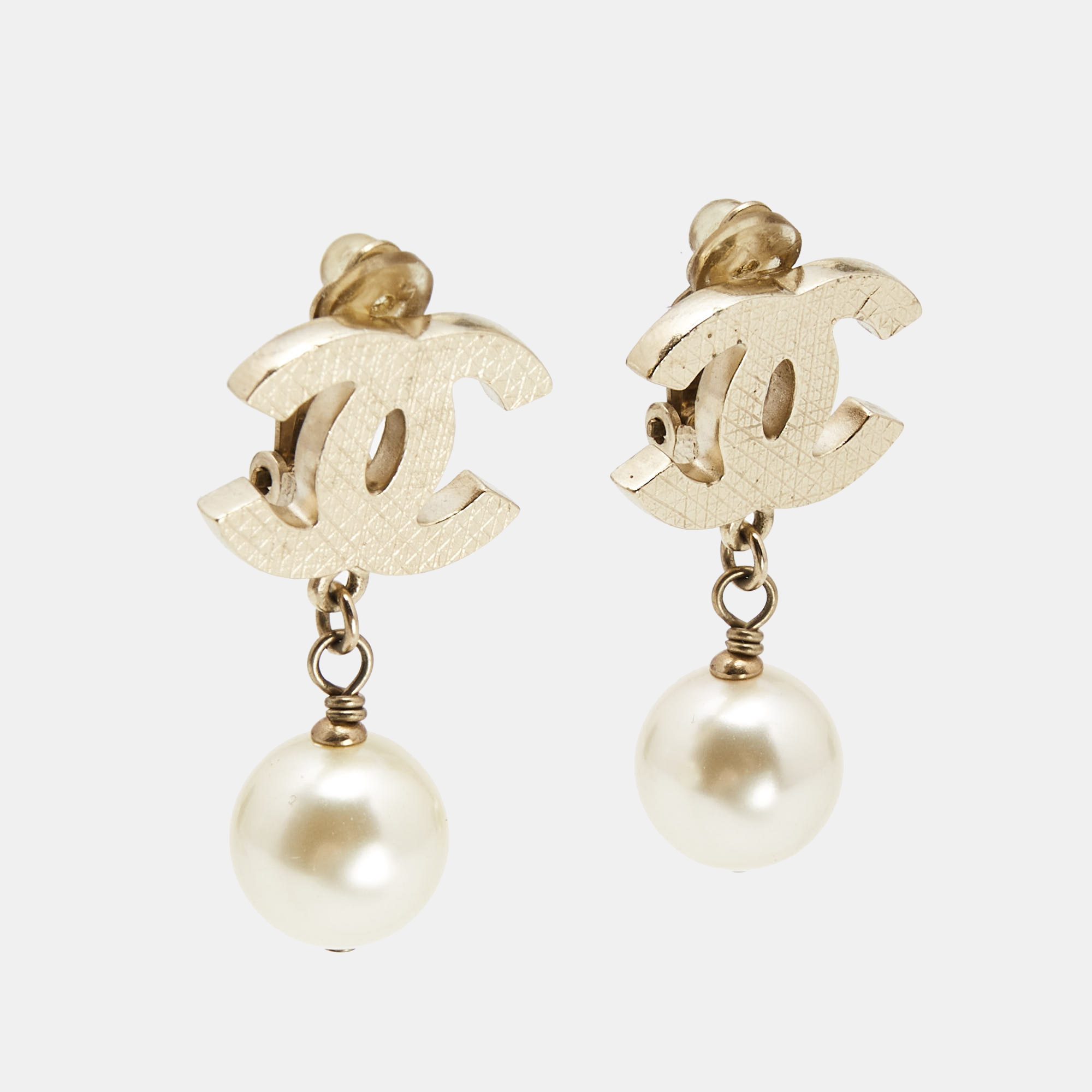 

Chanel CC Faux Pearl Gold Tone Earrings