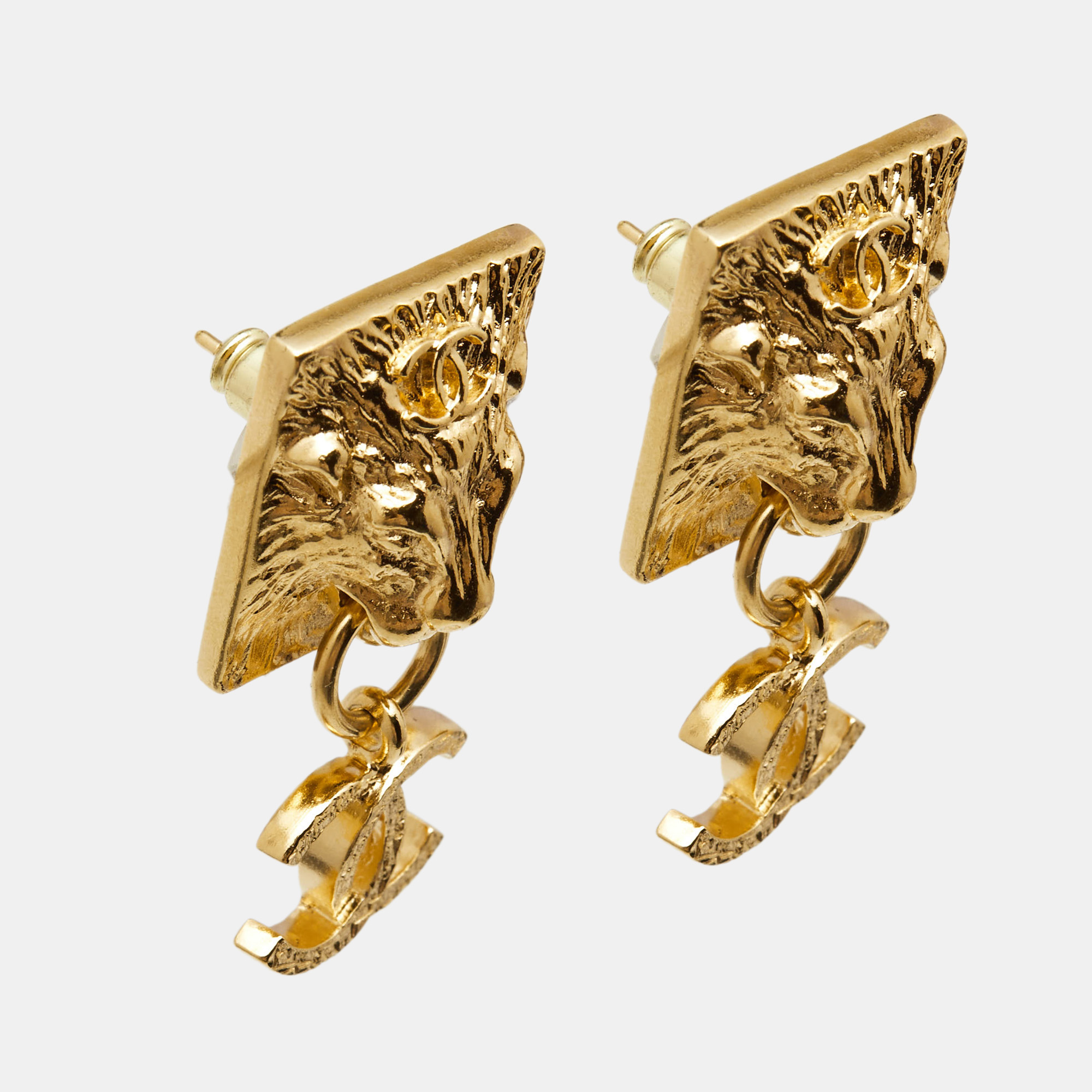 

Chanel CC Lion Head Gold Tone Drop Earrings