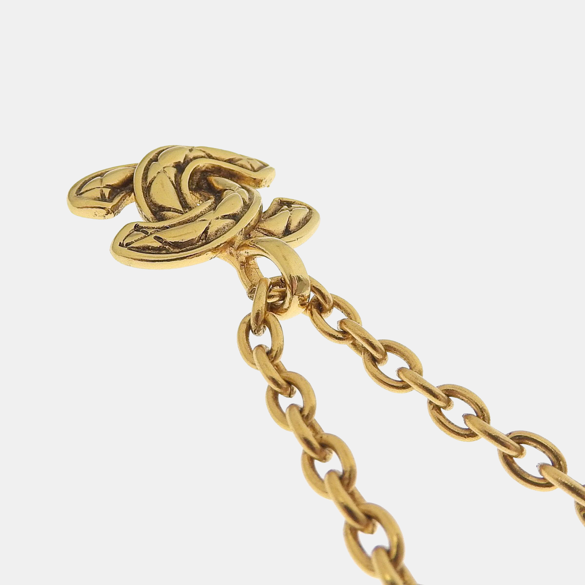 

Chanel Gold Metal Quilted CC Logo Pendant Necklace
