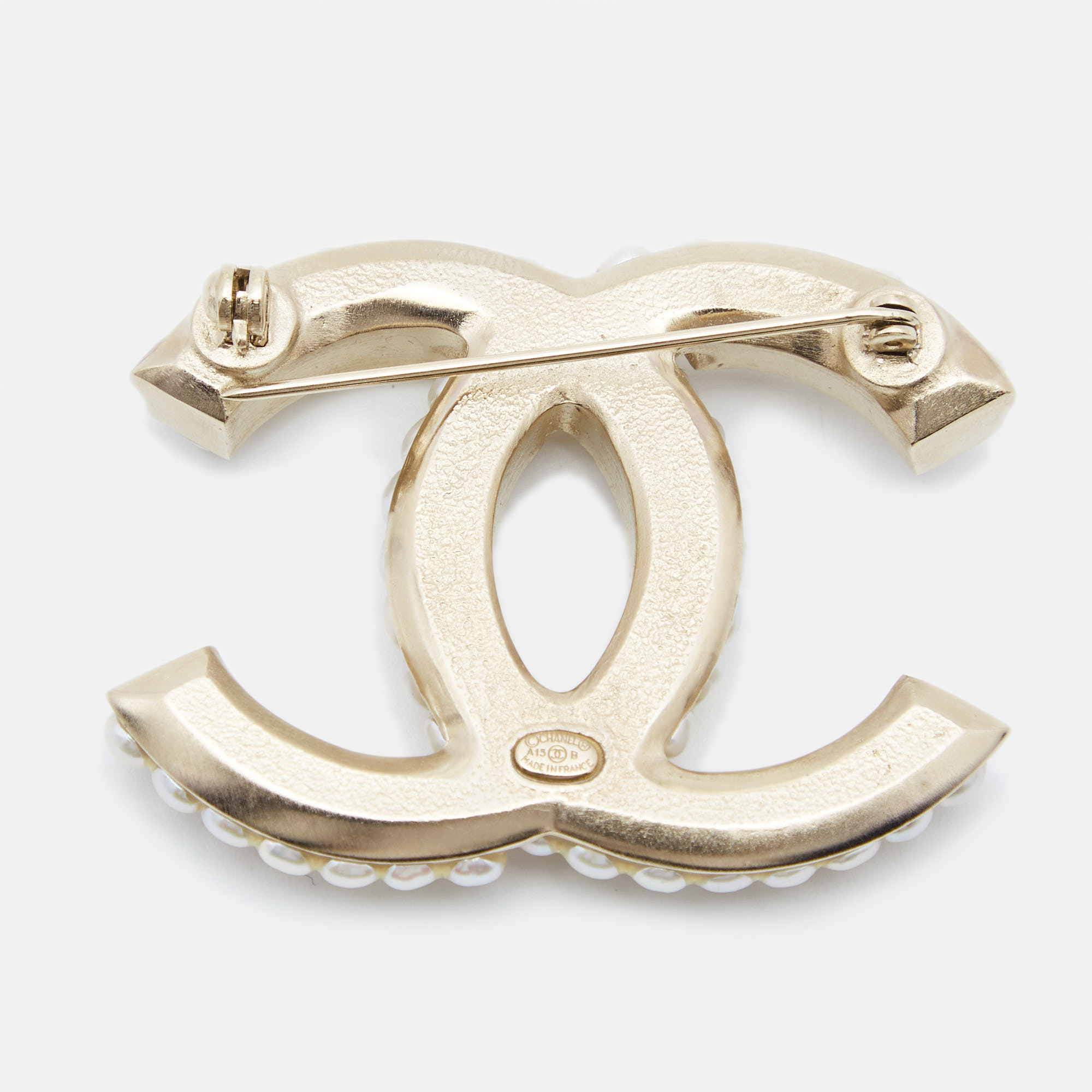 

Chanel CC Faux Pearl Gold Tone Brooch
