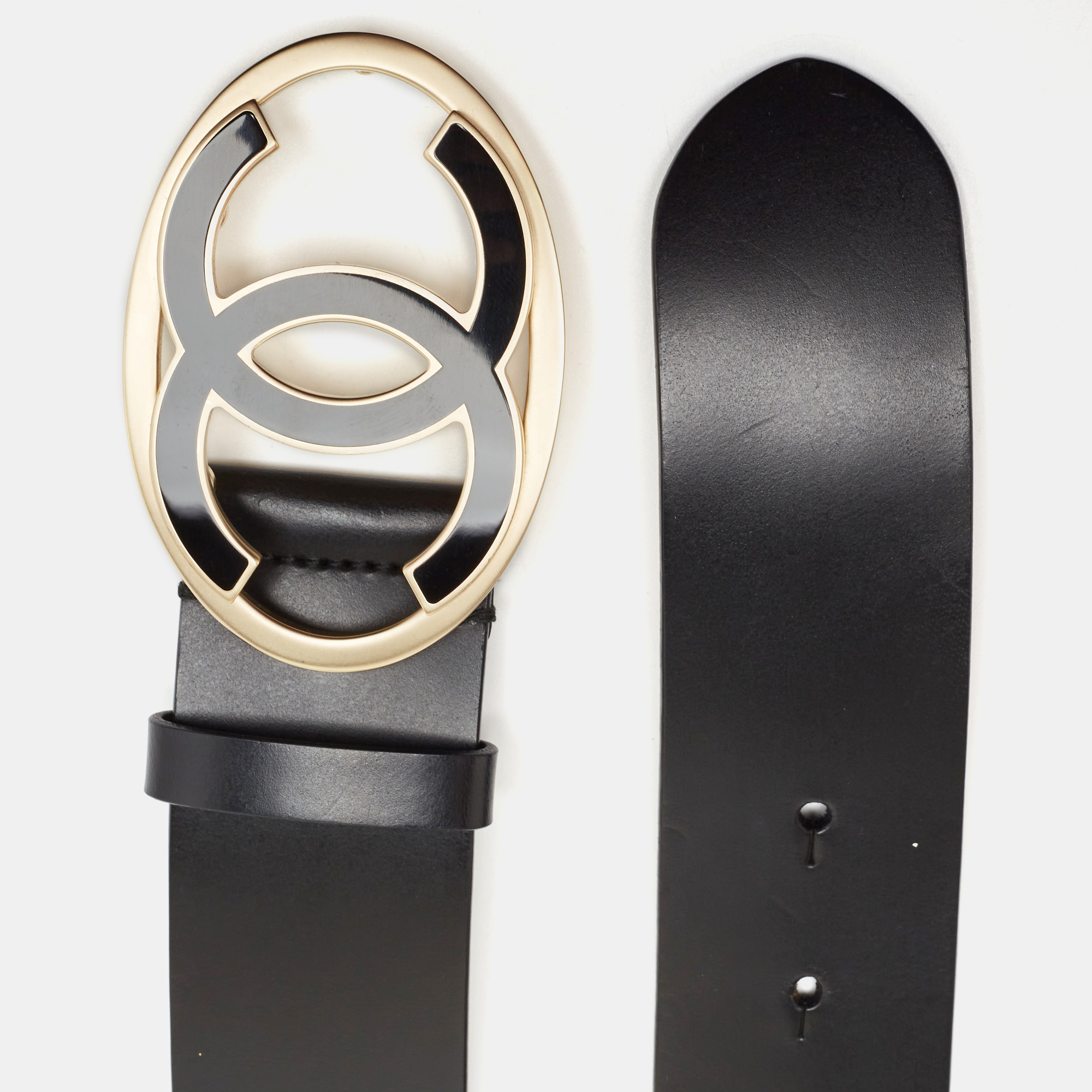 

Chanel Black Leather CC Buckle Belt