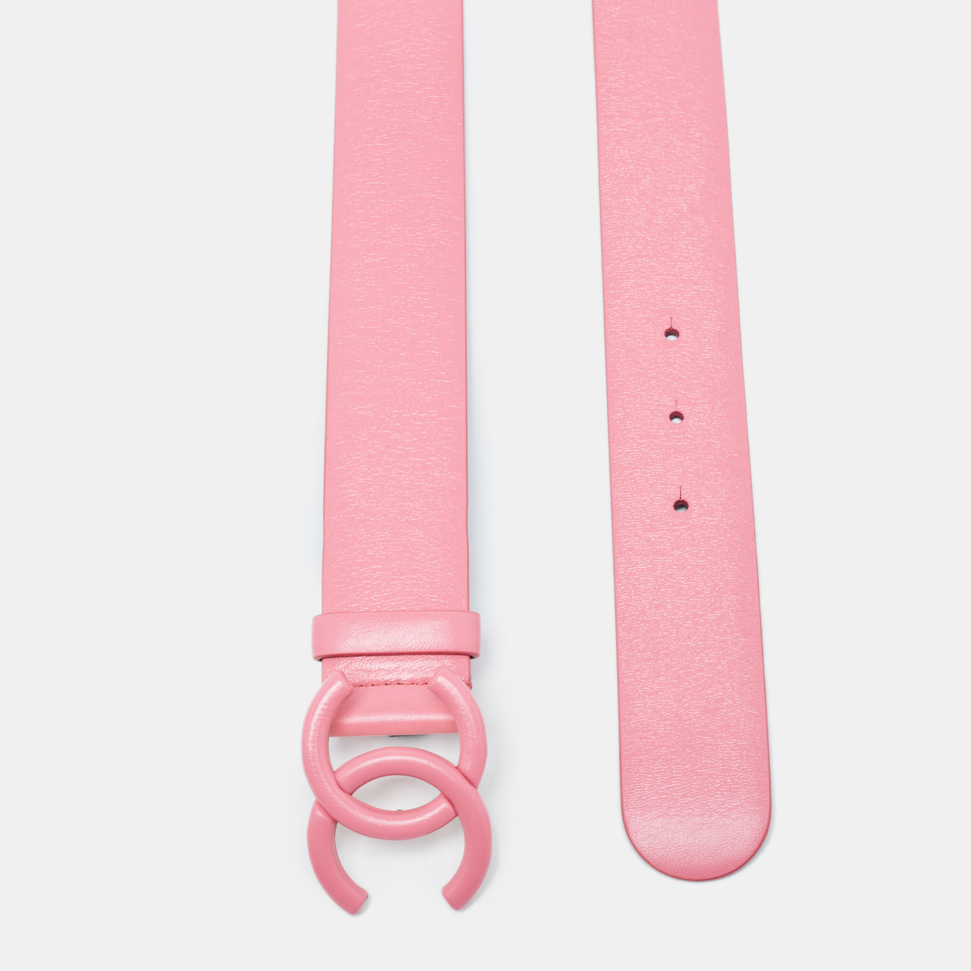 

Chanel Pink Leather CC Buckle Belt