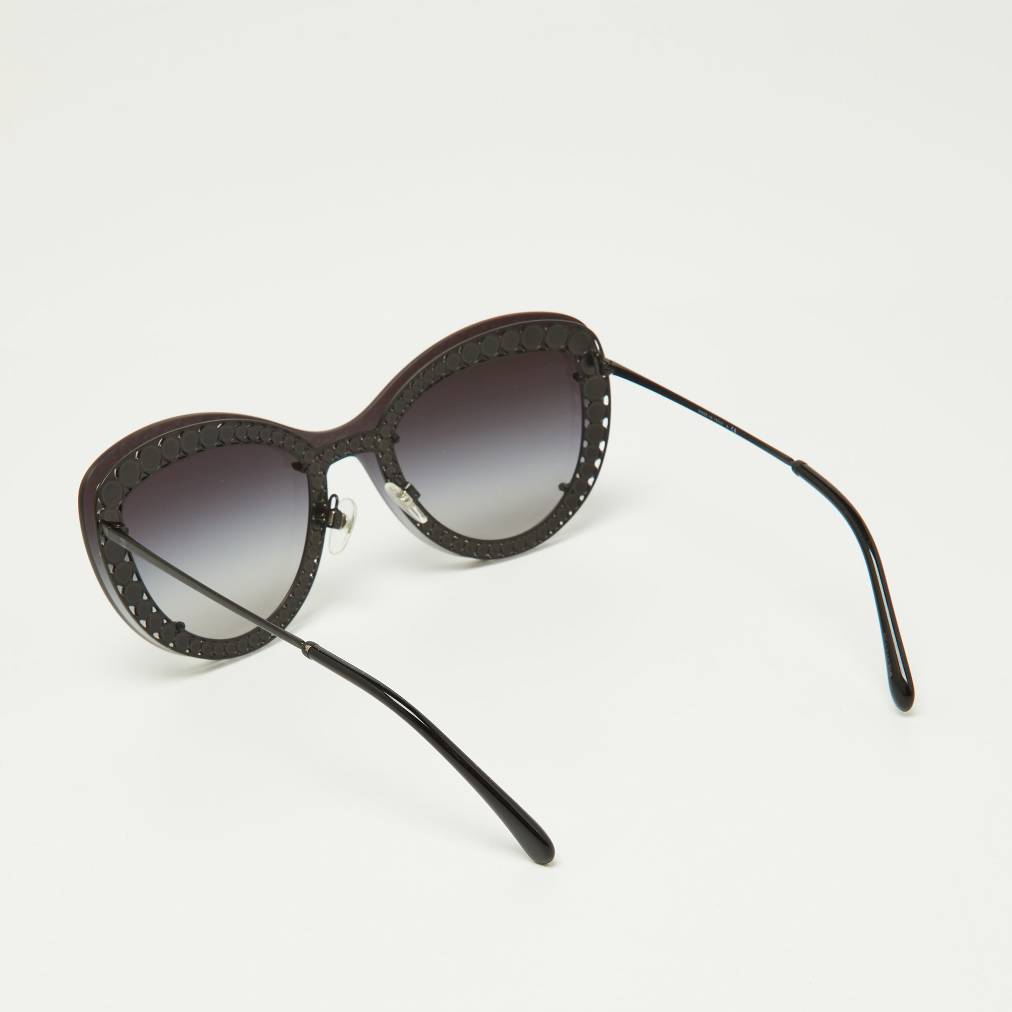 

Chanel Black Tone/Grey Gradient 4236 Pearl Butterfly Sunglasses