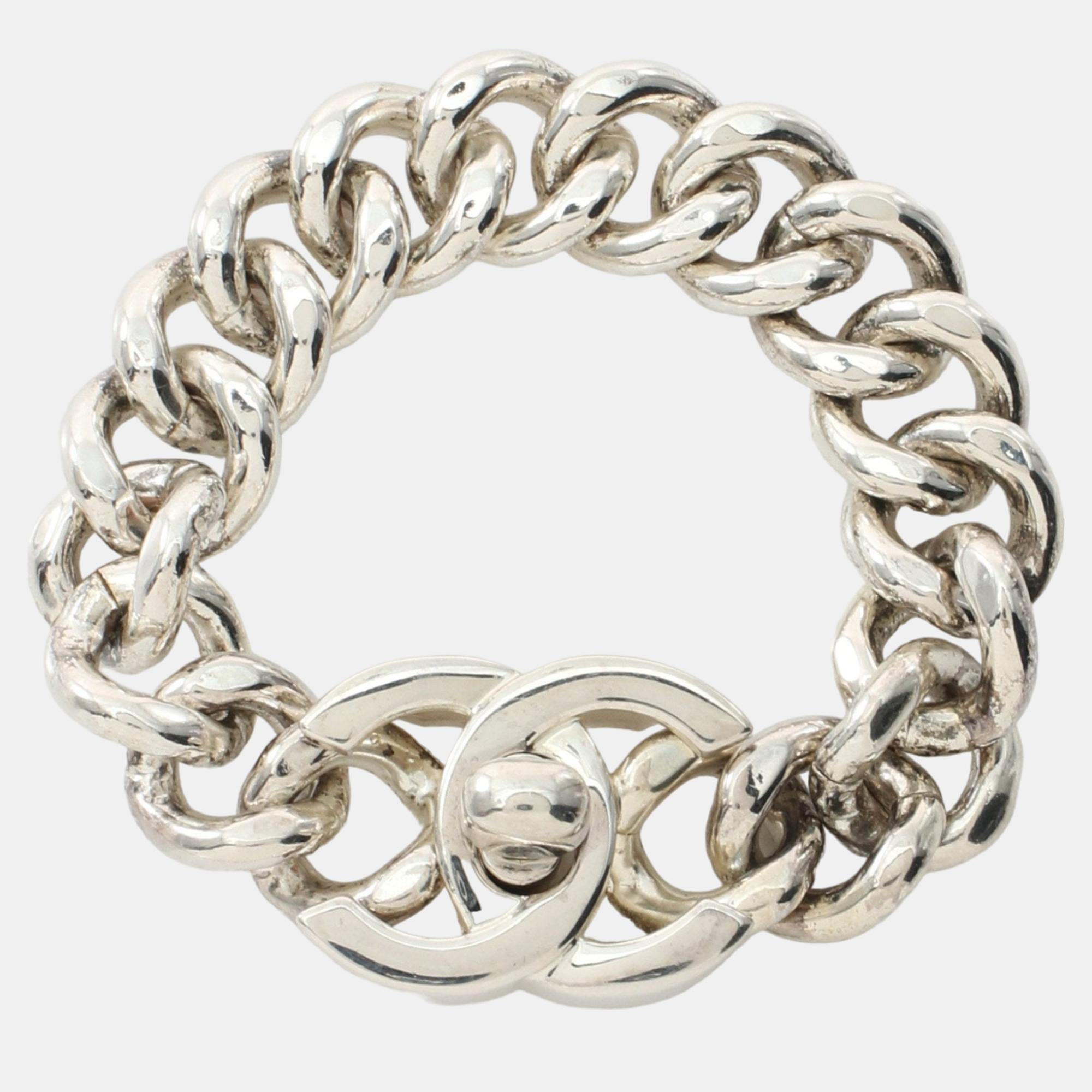 

Chanel Coco mark Turn lock Bracelet Silver 96P