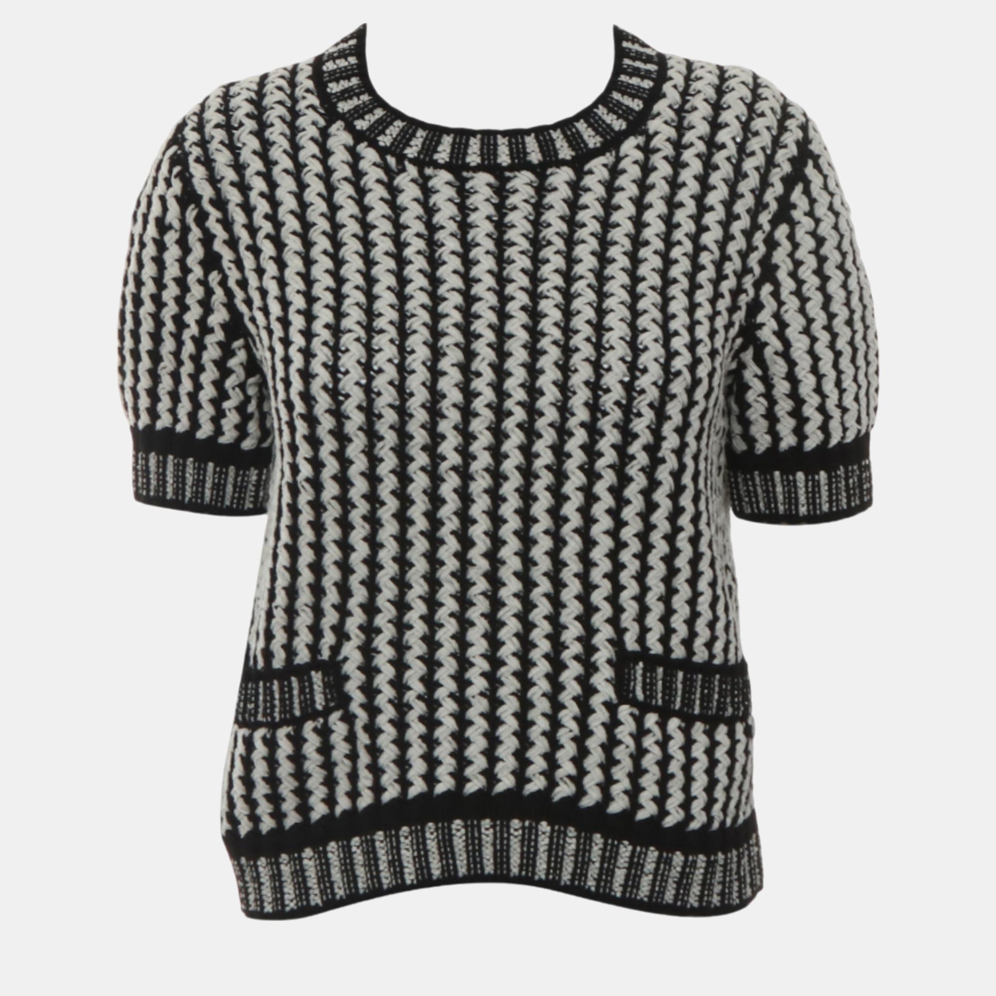 

Chanel Patterned Knit Pullover Top, Black