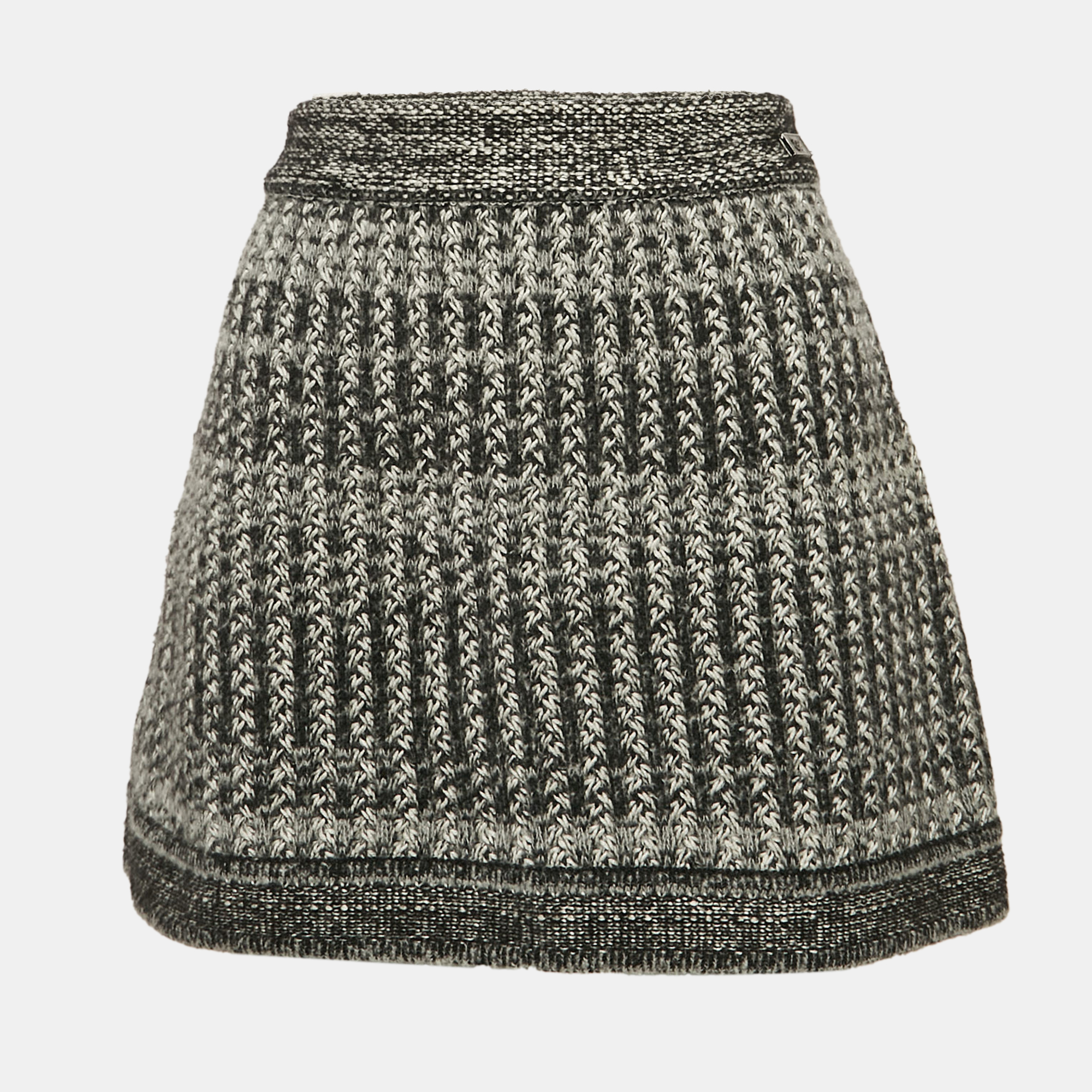 

Chanel Black/White Patterned Wool Blend Knit Mini Skirt M