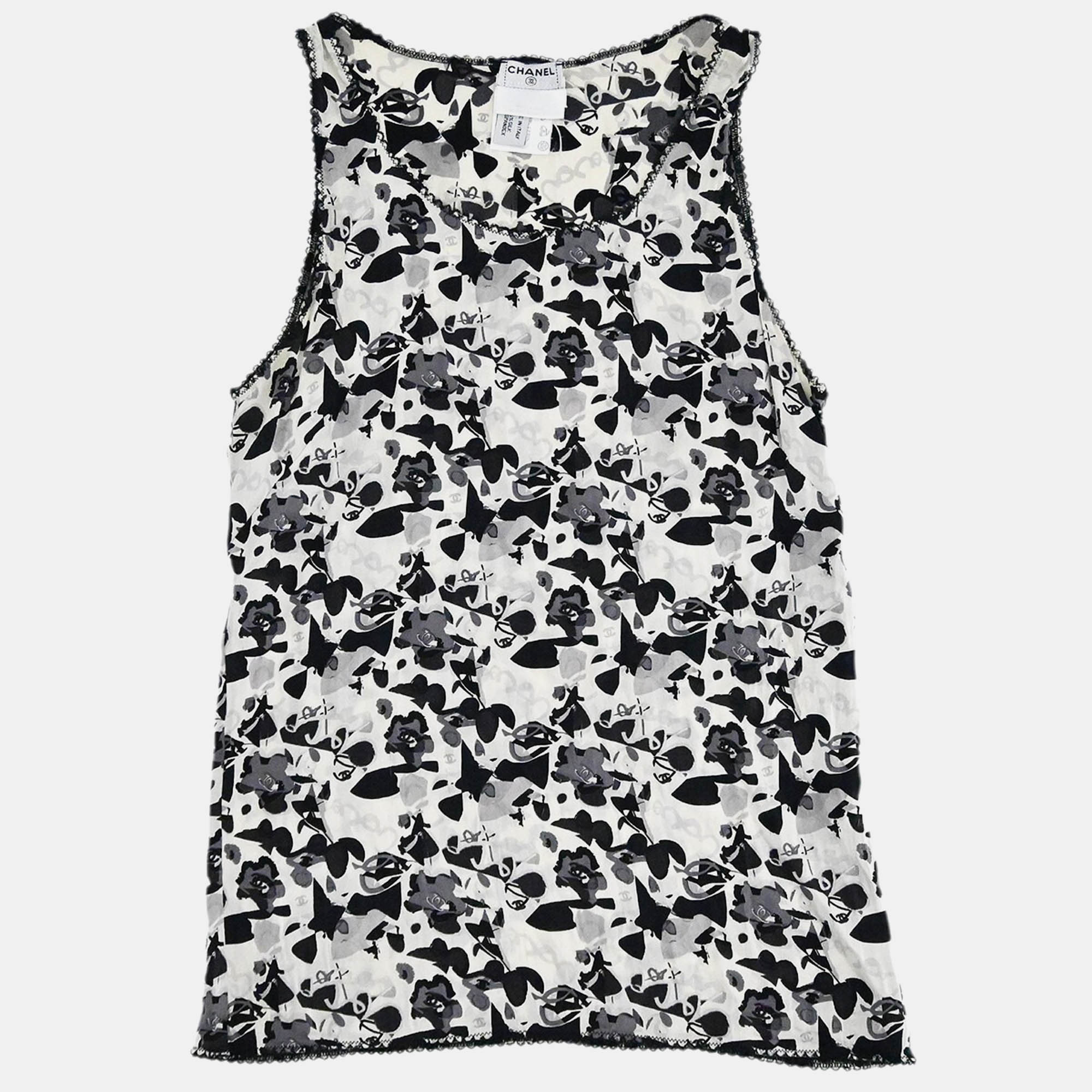 

Chanel Black Sleeveless Top Size 40