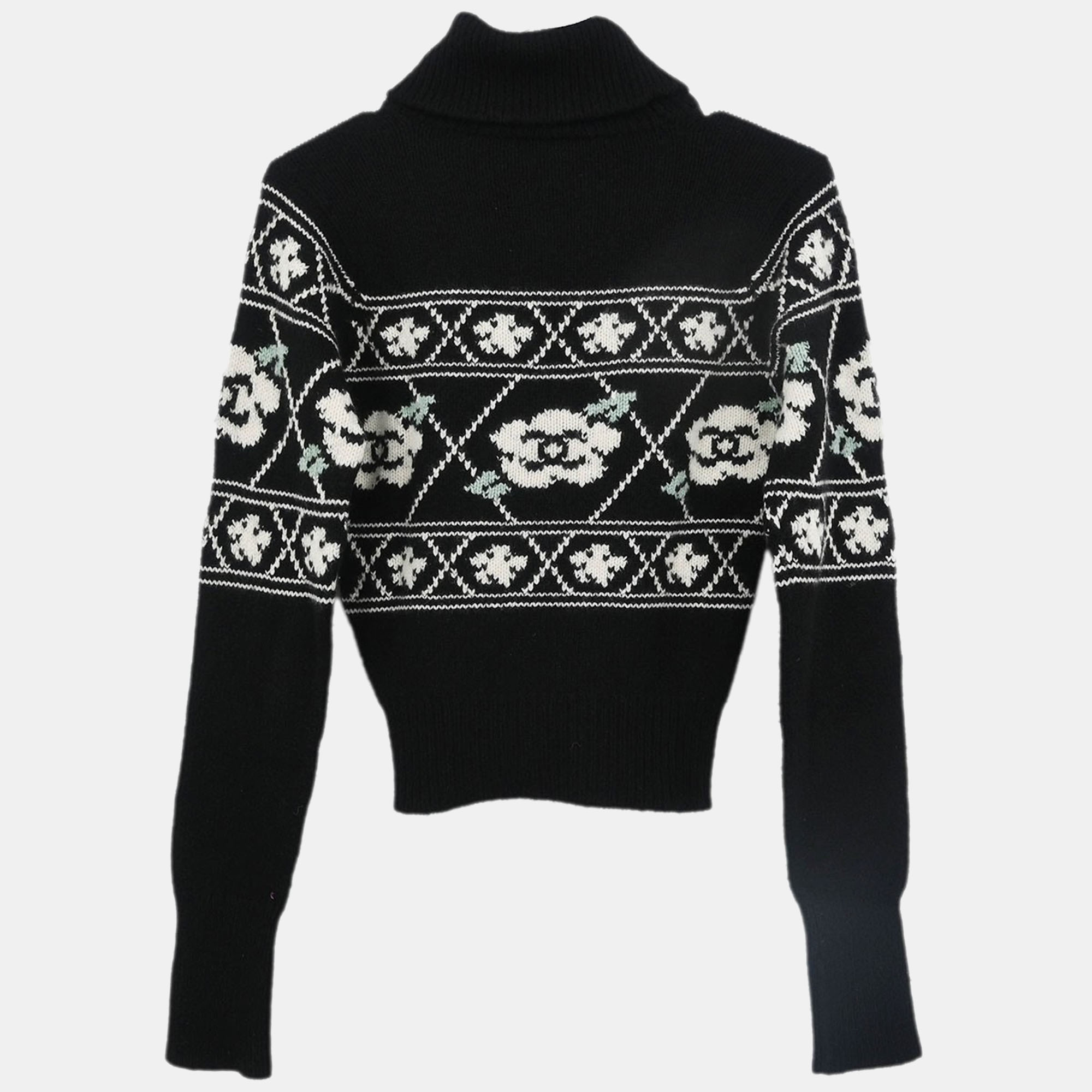 

Chanel Sweater Top Black 95A Size M