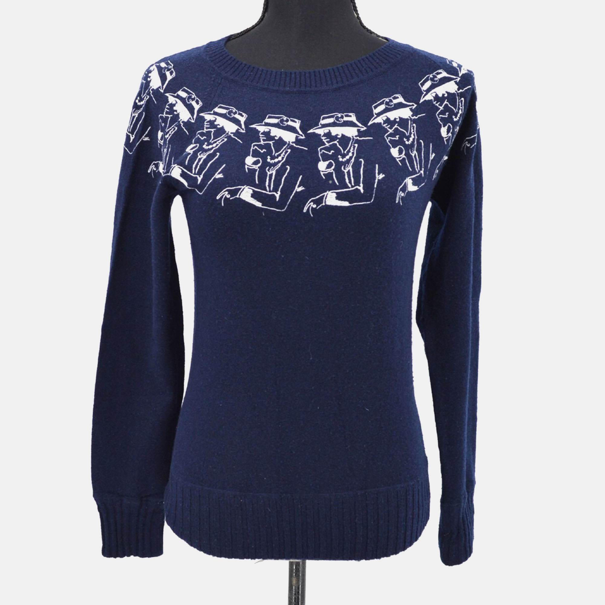 

Chanel P44570K04639 #34 Long Sleeve Round Neck Knit Top Navy XS, Navy blue