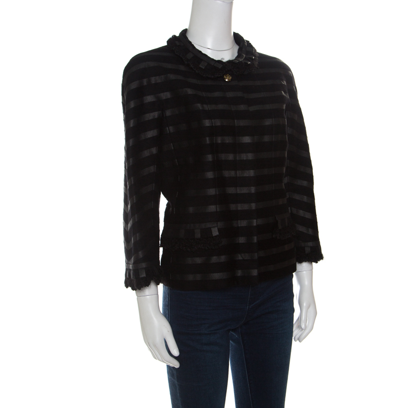 

Chanel Black Cashmere Block Striped Fringe Detail Boucle Jacket