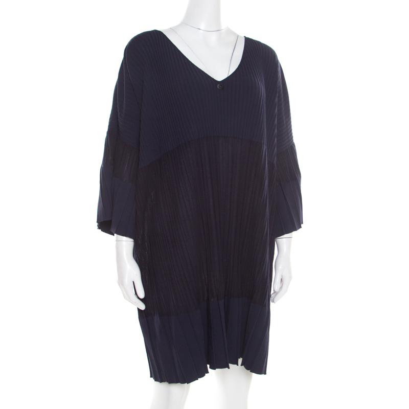 Chanel Navy Blue Knit Back Tie Detail Pleated Oversized Dress