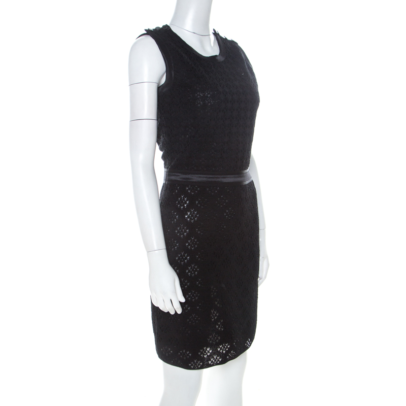 

Chanel Black Silk Crochet Lace Overlay Sleeveless Sheath Dress