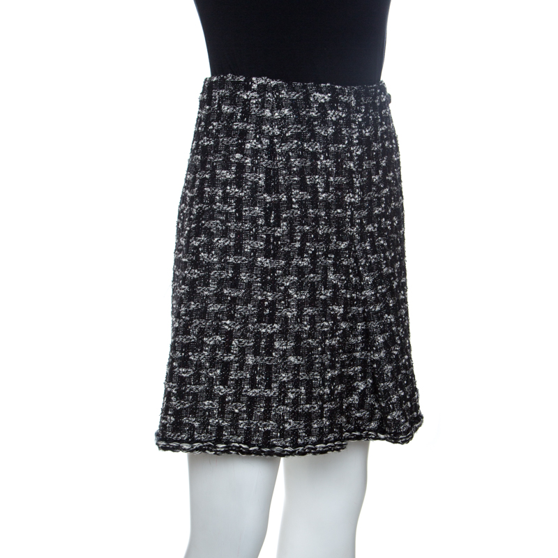 

Chanel Black Tweed A Line Skirt
