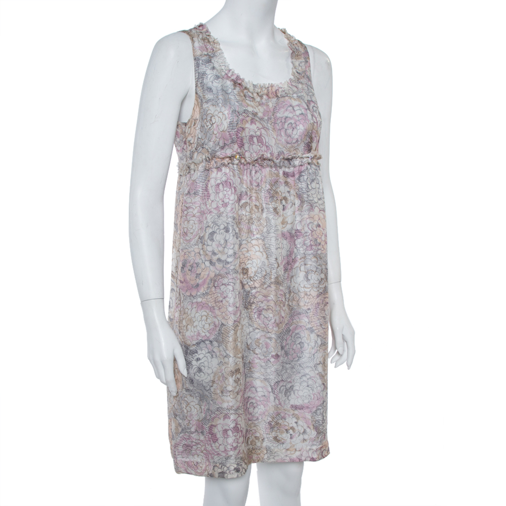 

Chanel Pale Grey Floral Print Silk Sleeveless Dress